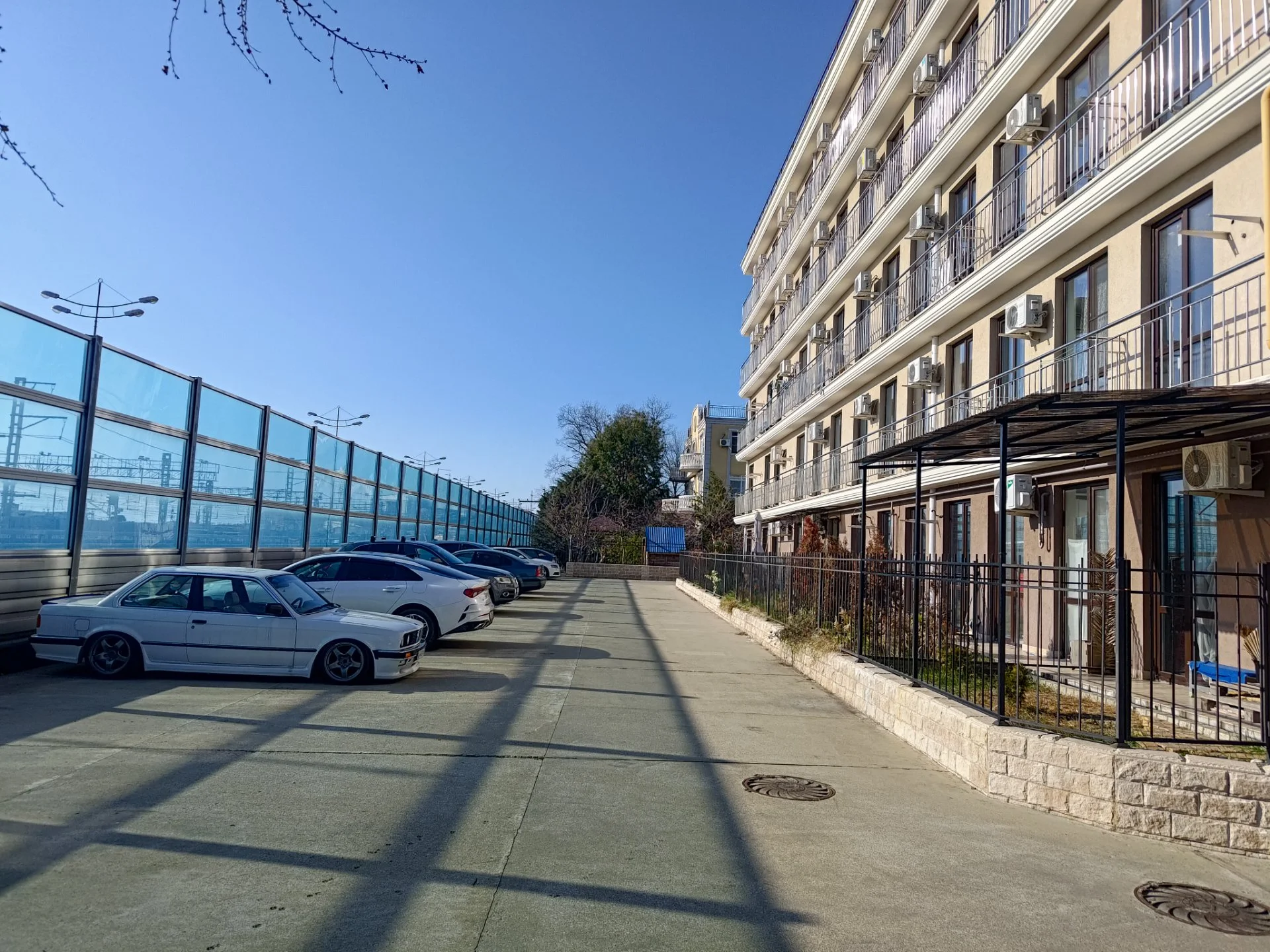 Продам Квартиру в пгт Сириус - миниатюра 17