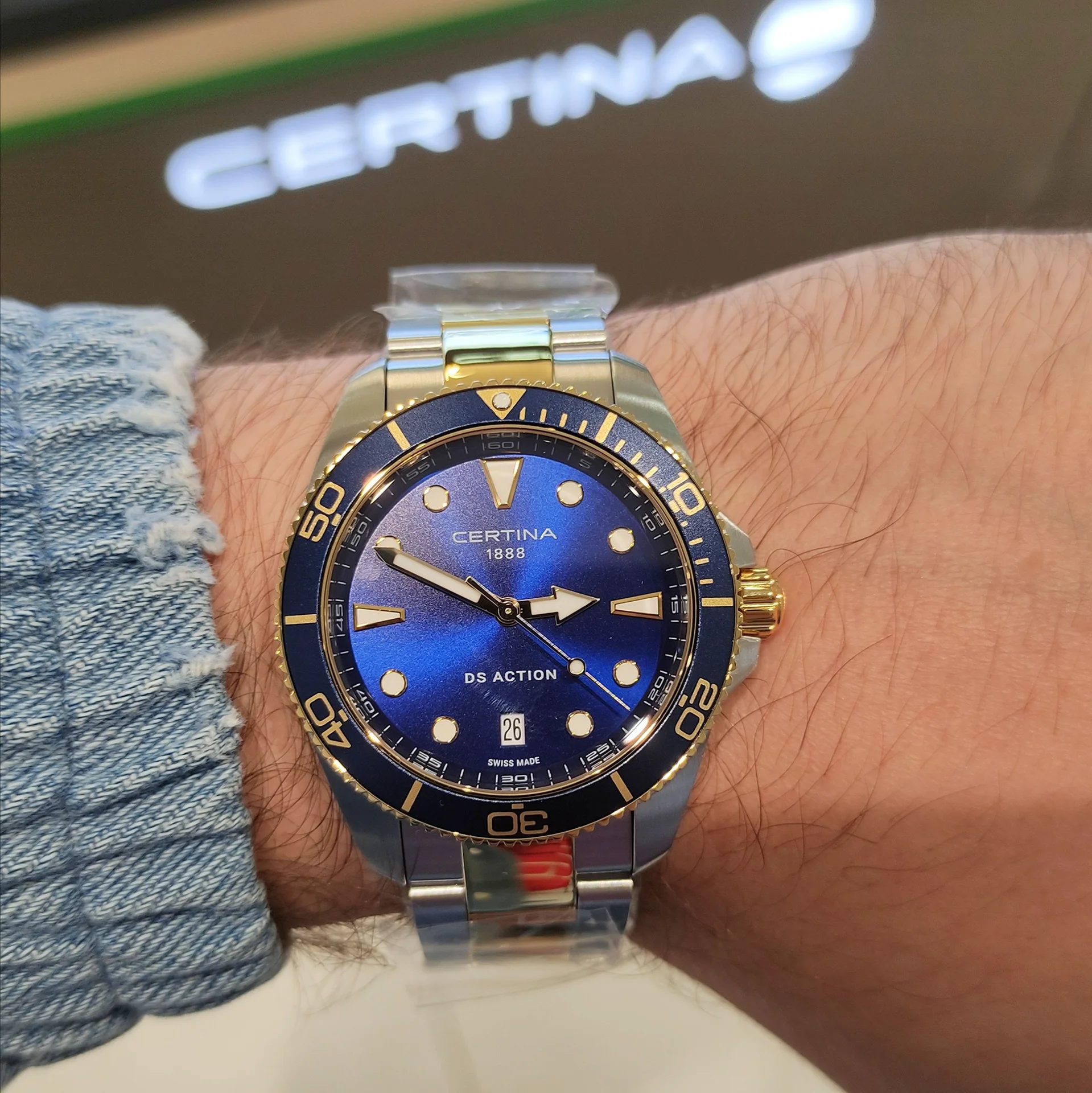 Мужские часы Certina C048.410.22.041.00 оригинал - миниатюра 2