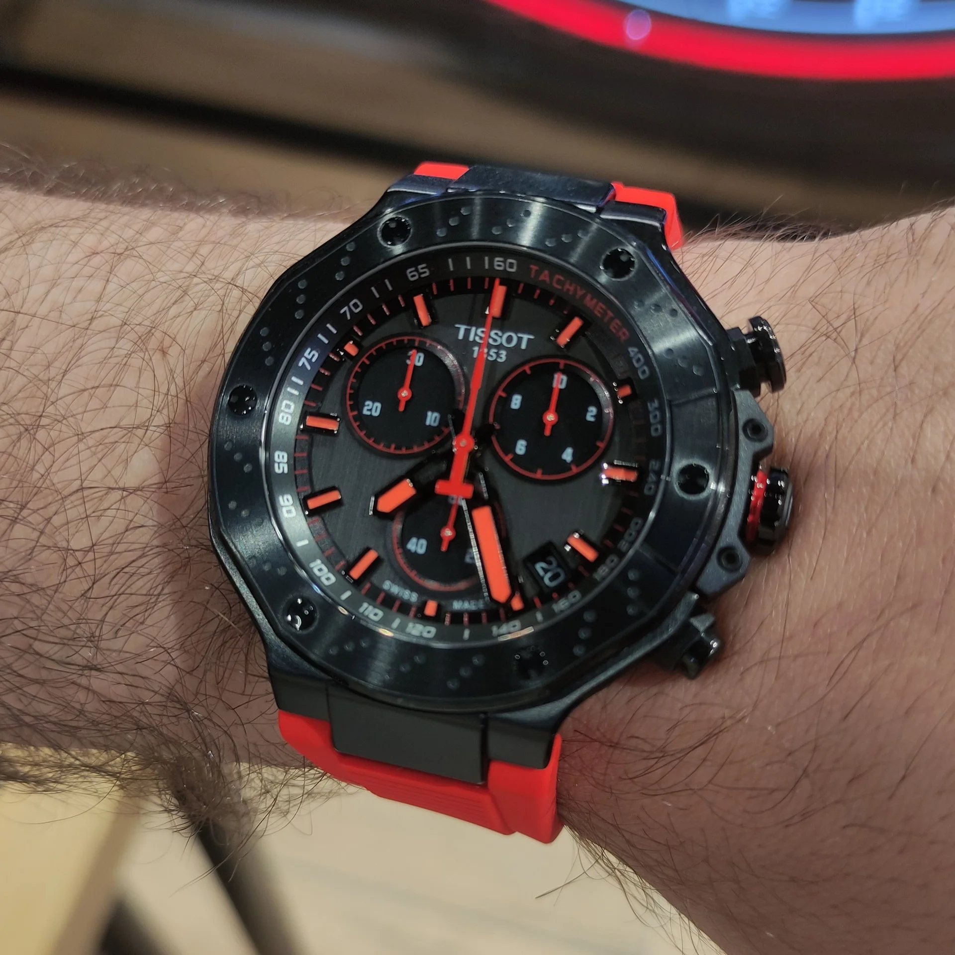 Мужские часы Tissot T141.417.37.061.01 оригинал - изображение 1