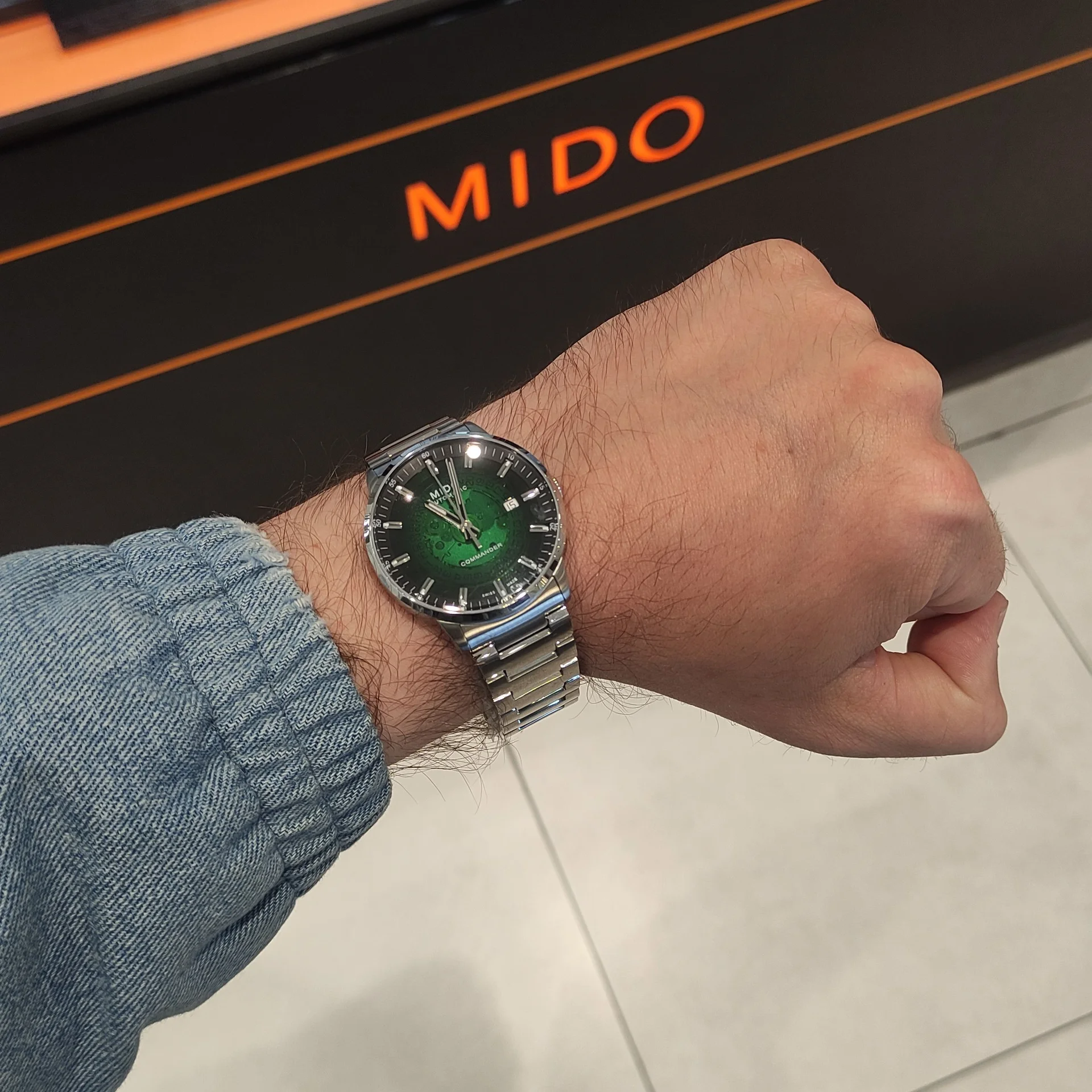 Мужские часы Mido M021.407.11.411.03 оригинал - миниатюра 3