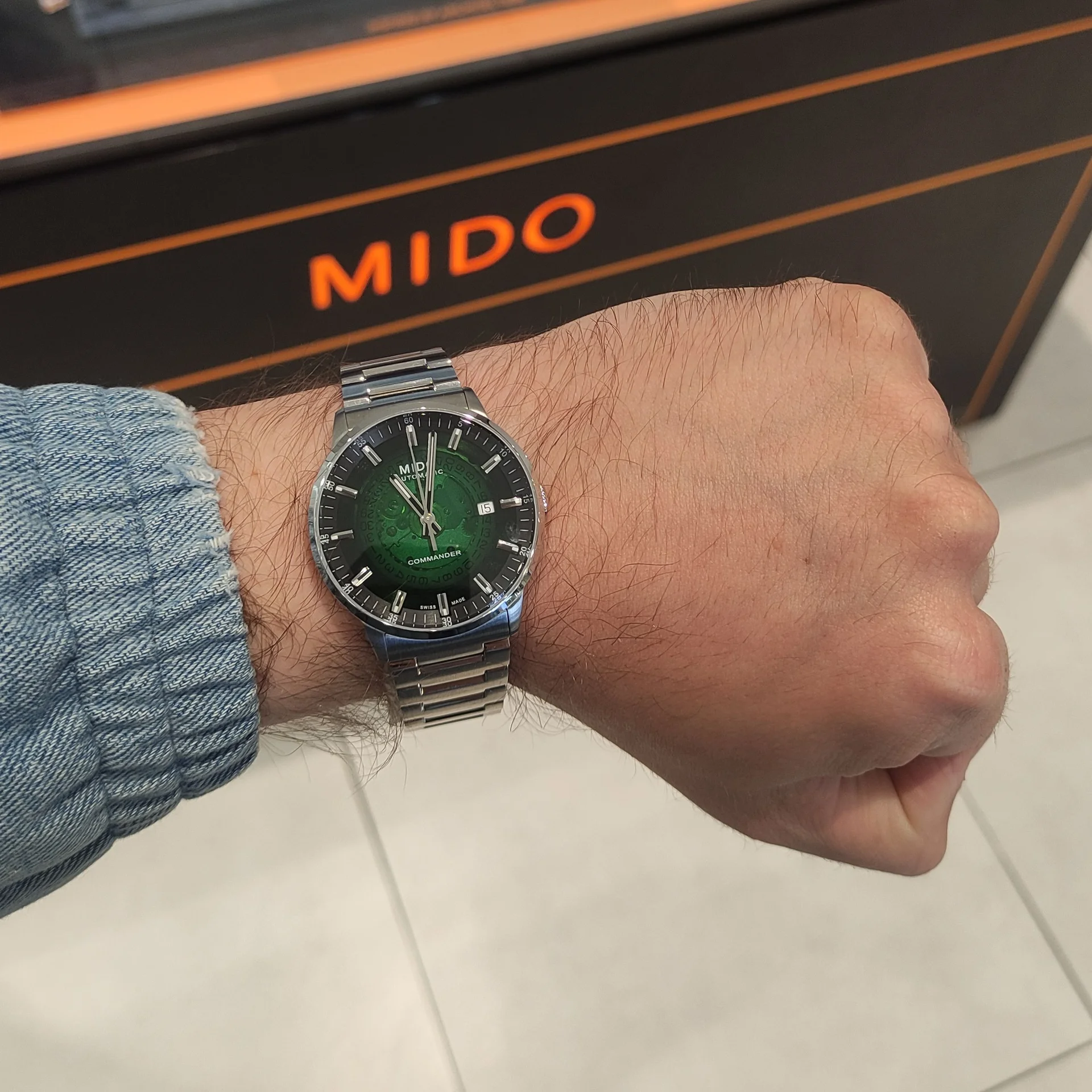 Мужские часы Mido M021.407.11.411.03 оригинал - миниатюра 4
