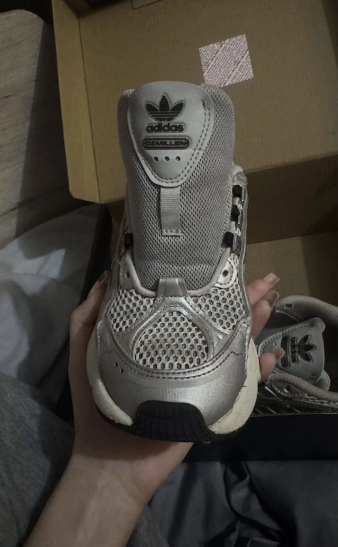 Кроссовки adidas 37 - миниатюра 2