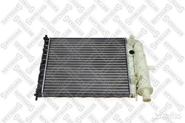 Радиатор Fiat Brava/Bravo/Marea1.4i 95 1026923SX - изображение 1