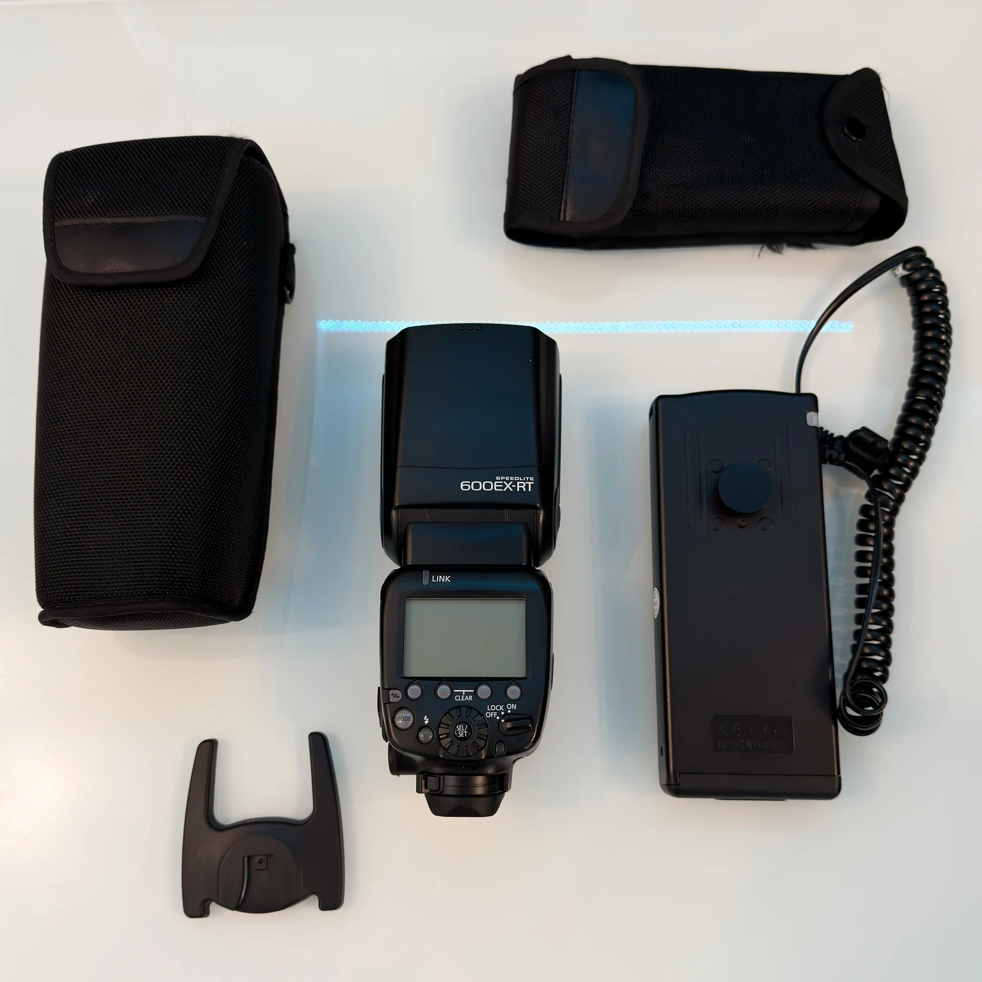 Вспышка canon speedlite 600ex-rt+доп блок - миниатюра 2