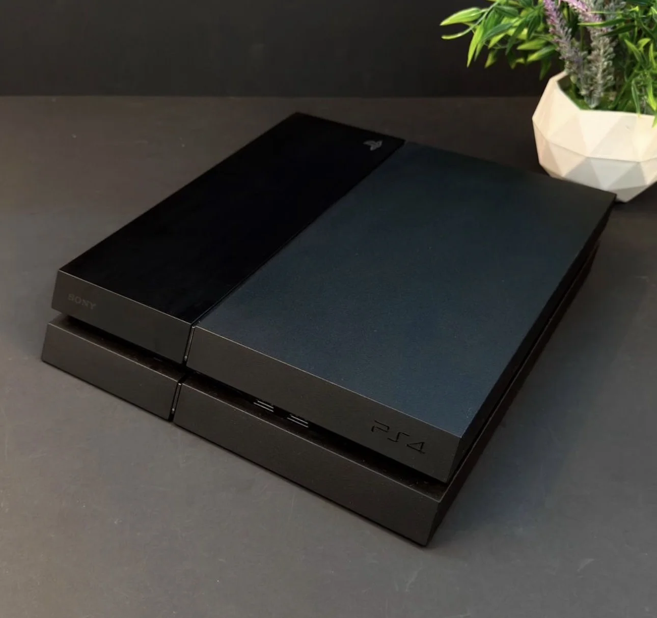 Sony PlayStation 4, 500гб, 156 игр 2 геймпада - миниатюра 8