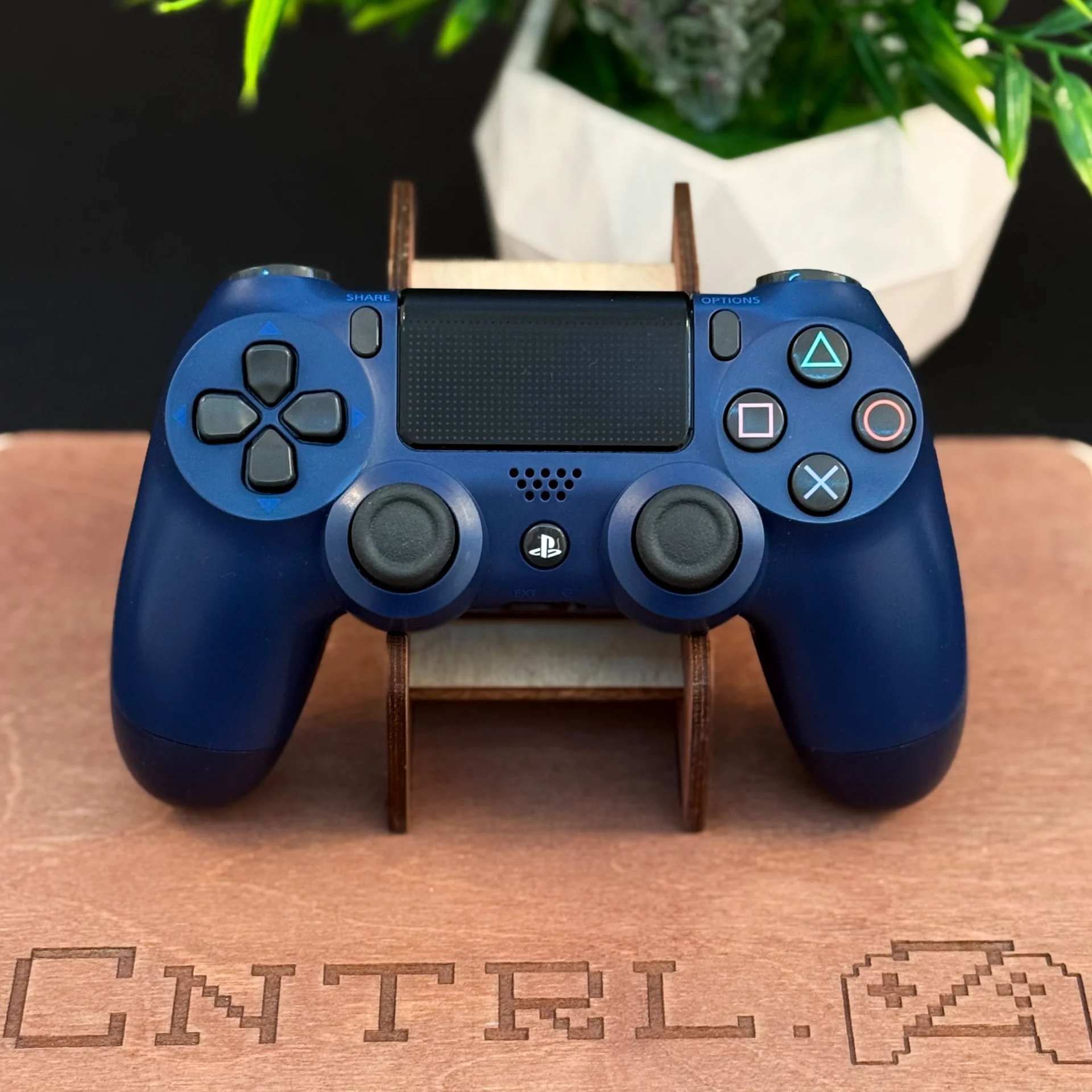 Геймпад Dualshock 4 v2 Оригинальный темно синий - миниатюра 2