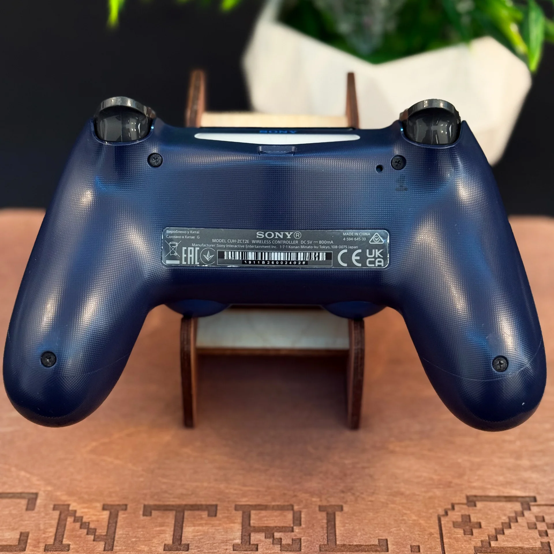 Геймпад Dualshock 4 v2 Оригинальный темно синий - миниатюра 3