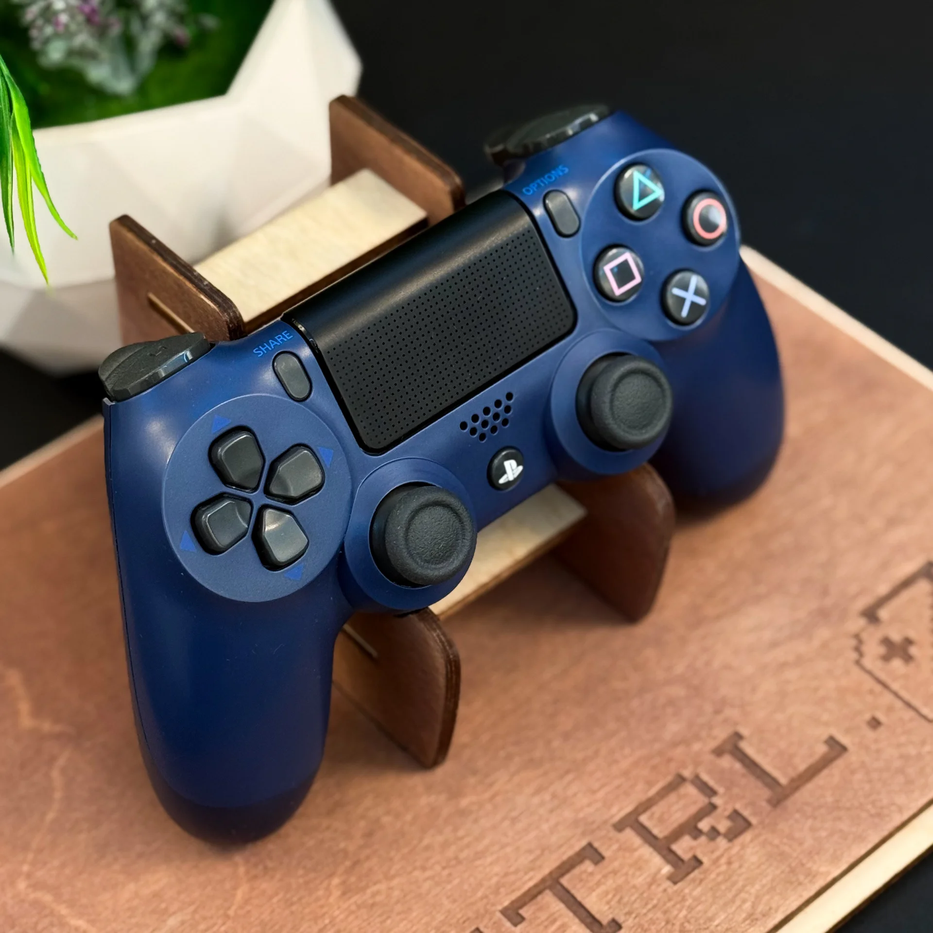 Геймпад Dualshock 4 v2 Оригинальный темно синий - миниатюра 4