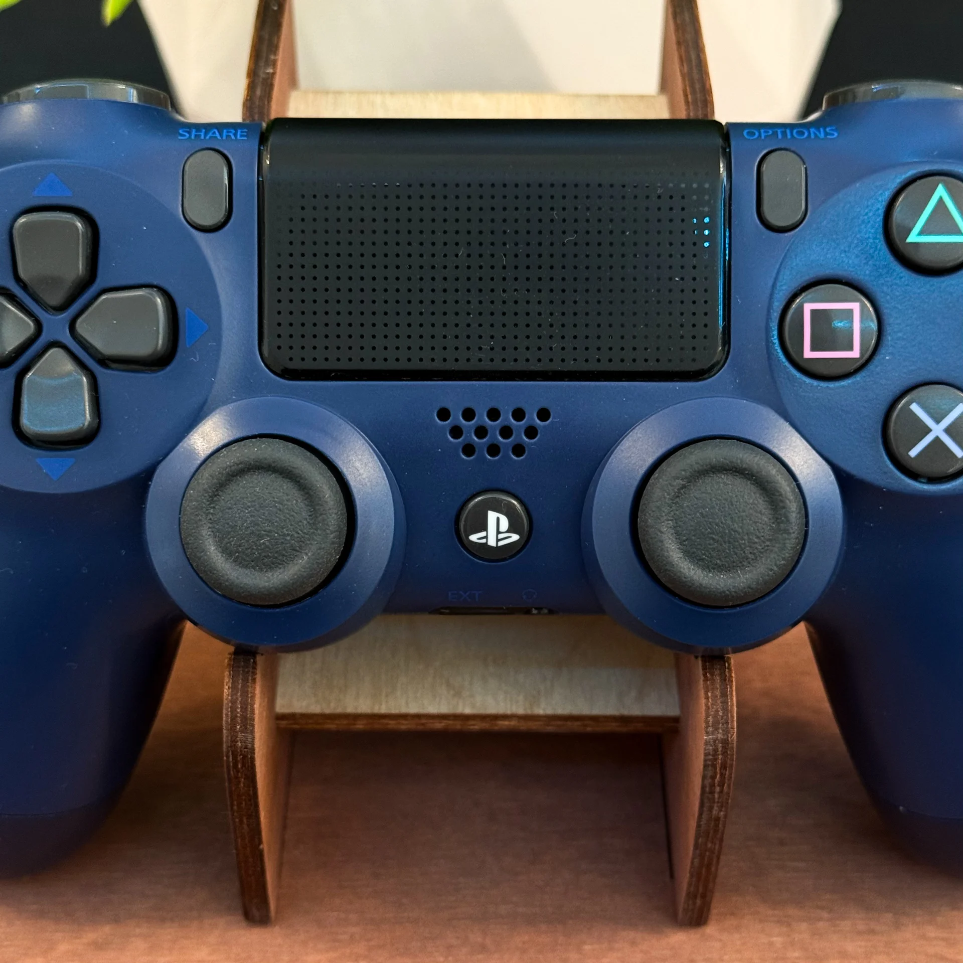 Геймпад Dualshock 4 v2 Оригинальный темно синий - миниатюра 9