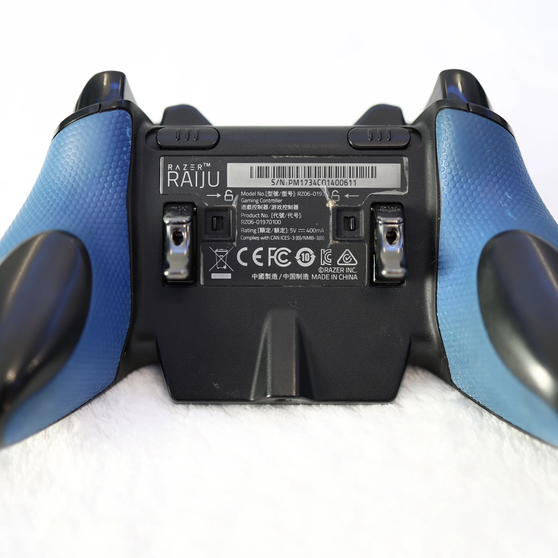 Геймпад PS4/PC Razer Raiju Gaming Controller - миниатюра 6