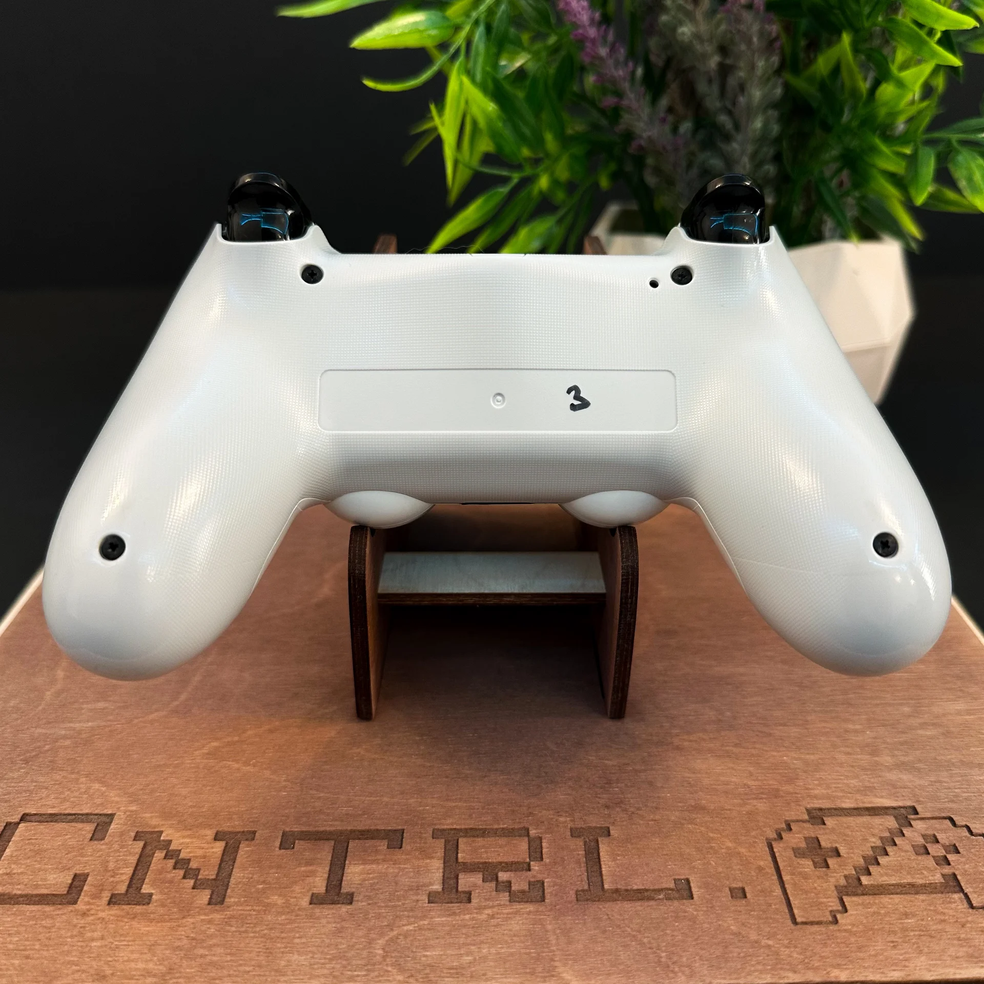 Геймпад Sony PS4 Оригинальный белый - миниатюра 3