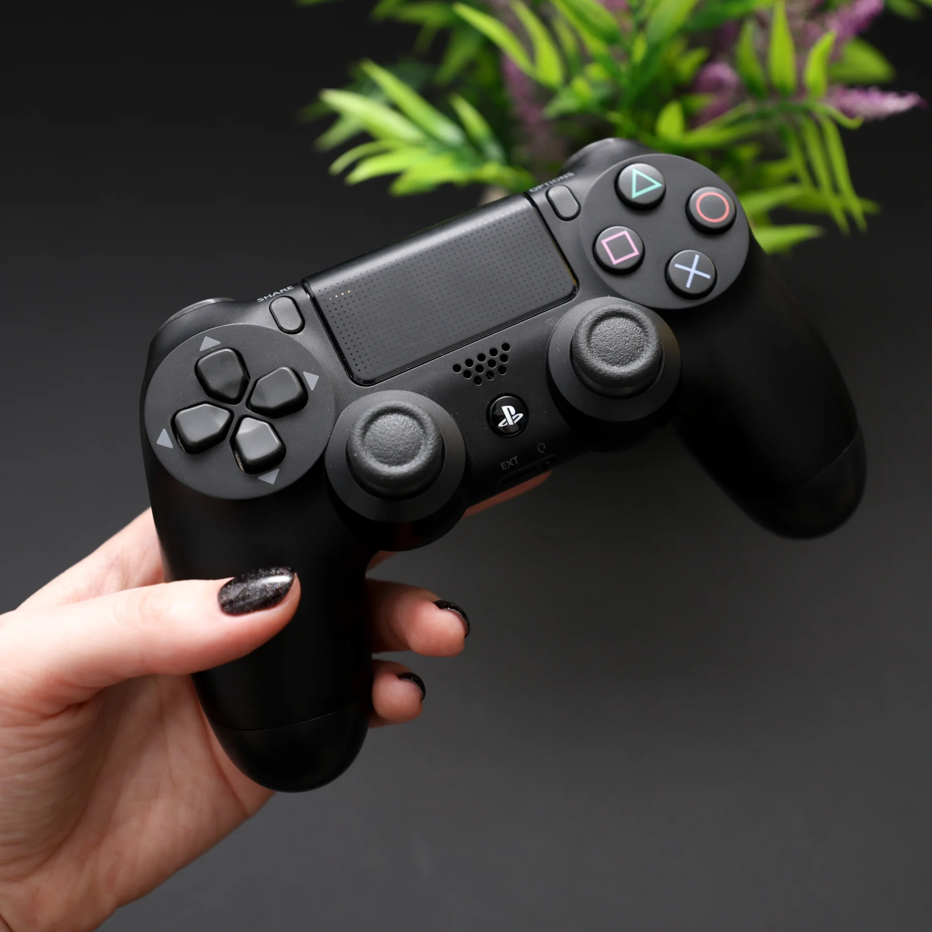 Оригинальный Геймпад Sony PS4 Dualshock 4 - миниатюра 3