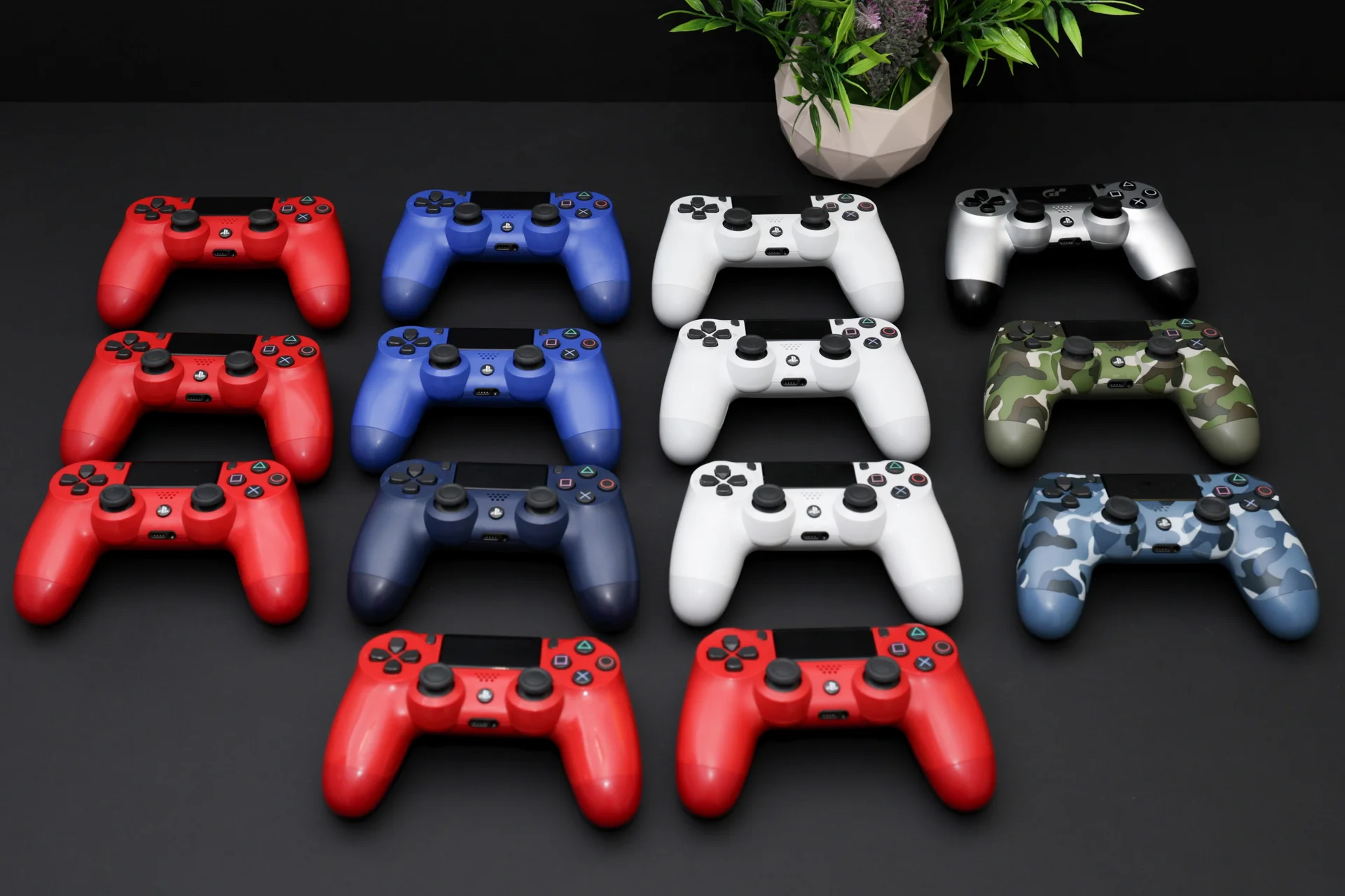 Оригинальный Геймпад Sony PS4 Dualshock 4 - миниатюра 7