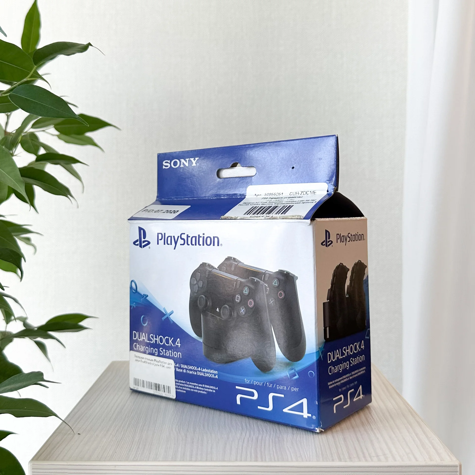 Оригинальная Зарядная Станция Sony PS4 CUH-ZDC1 - миниатюра 6