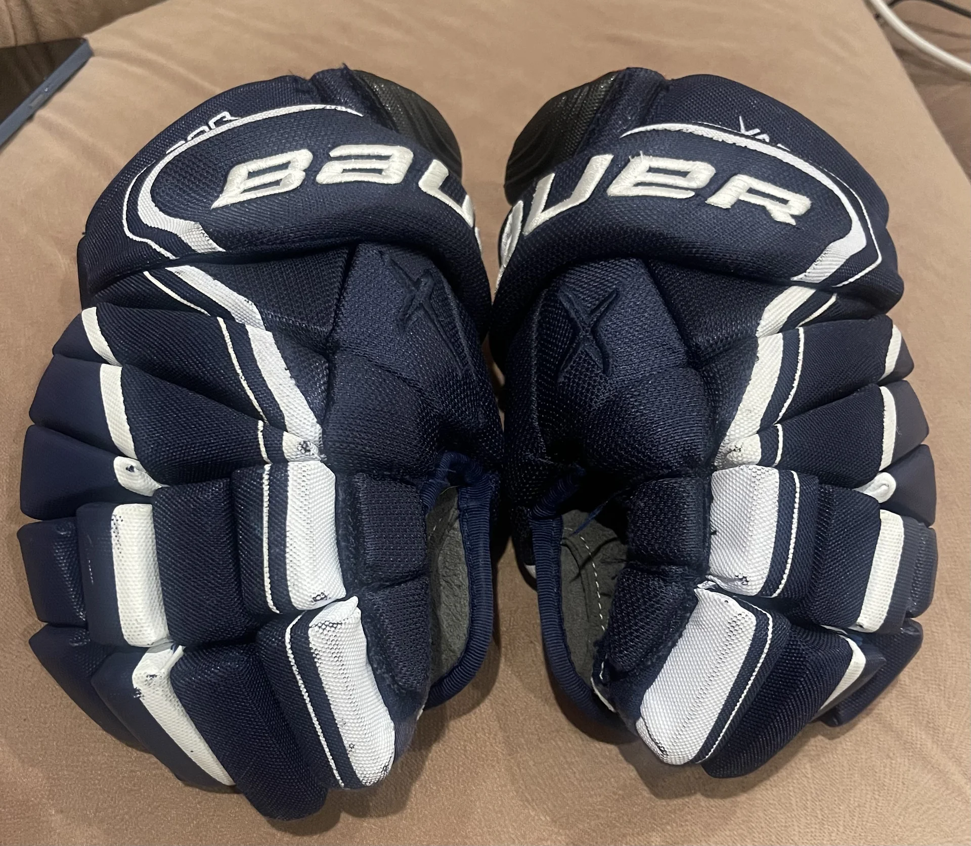 Краги хоккейные Bauer 1X Lite - изображение 1