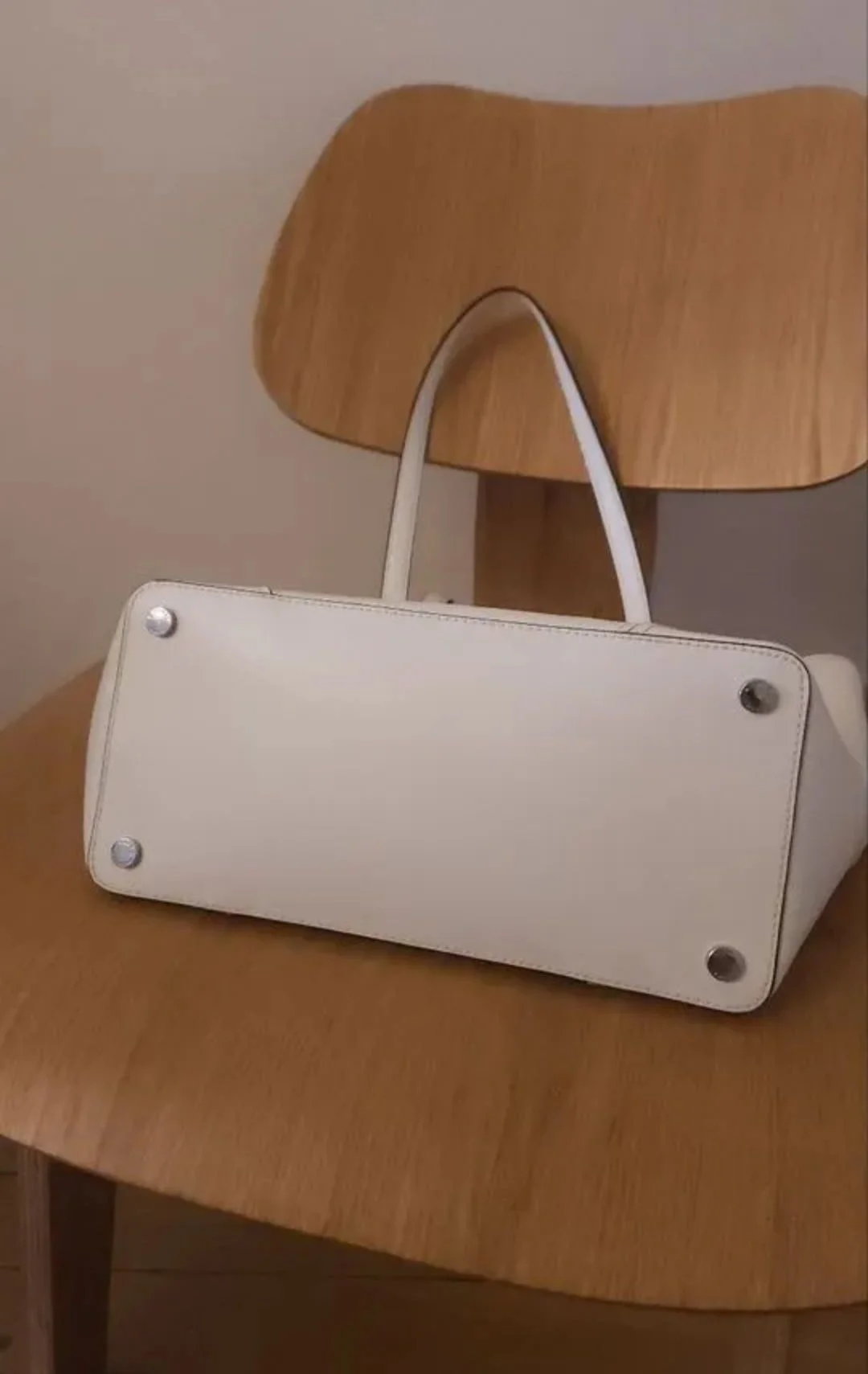 Сумка Michael Kors White Leather tote bag - миниатюра 4