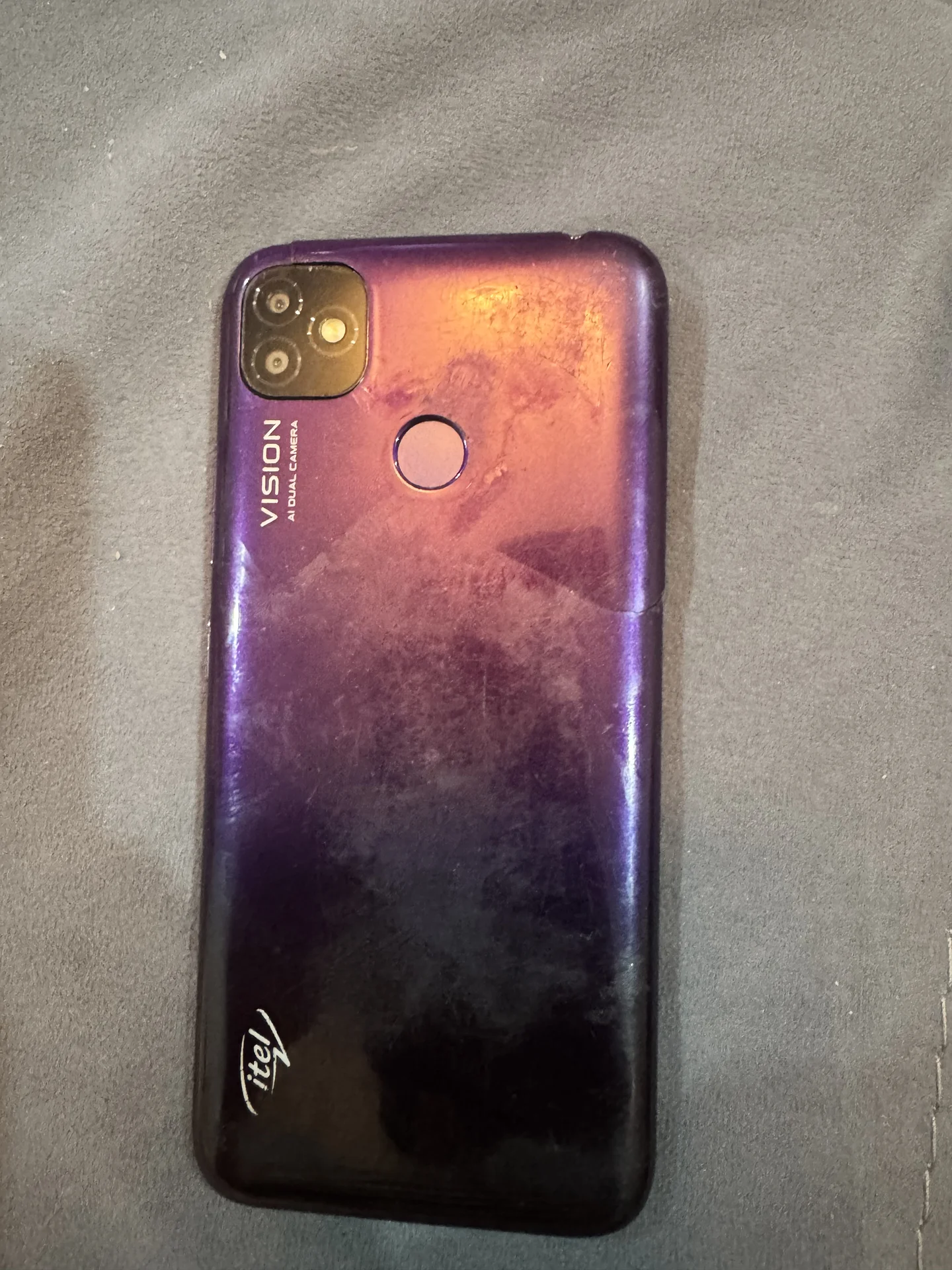 Телефон Itel - изображение 1