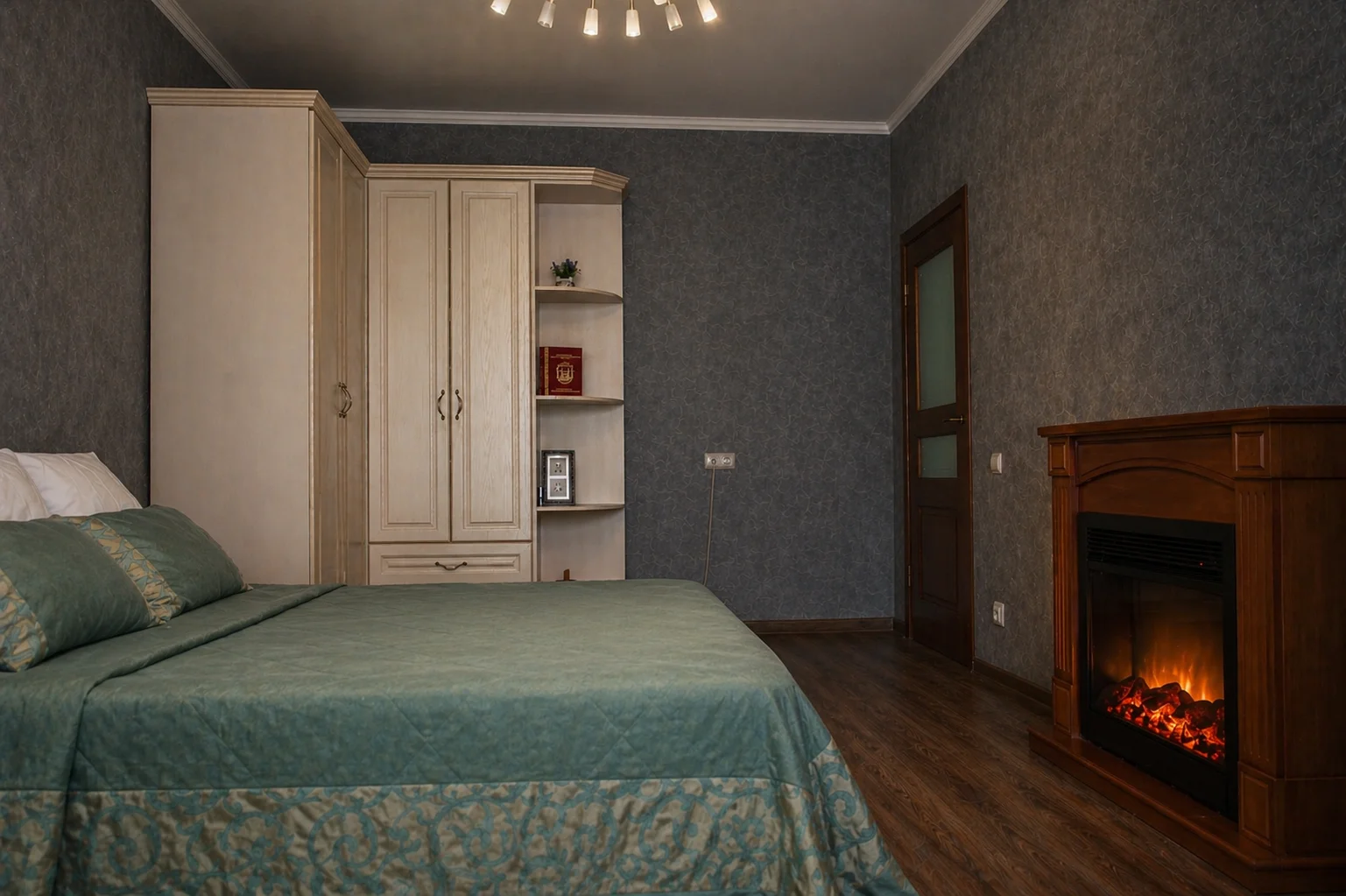 4-к квартира в историческом районе Амалиенау - миниатюра 2