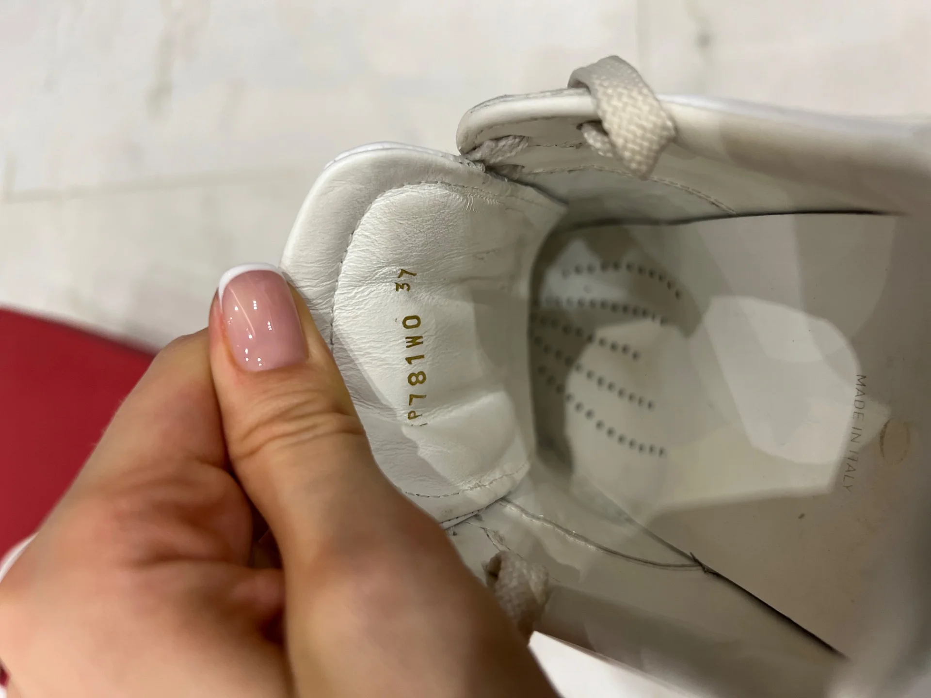 Кроссовки valentino оригинал со стразами - миниатюра 10