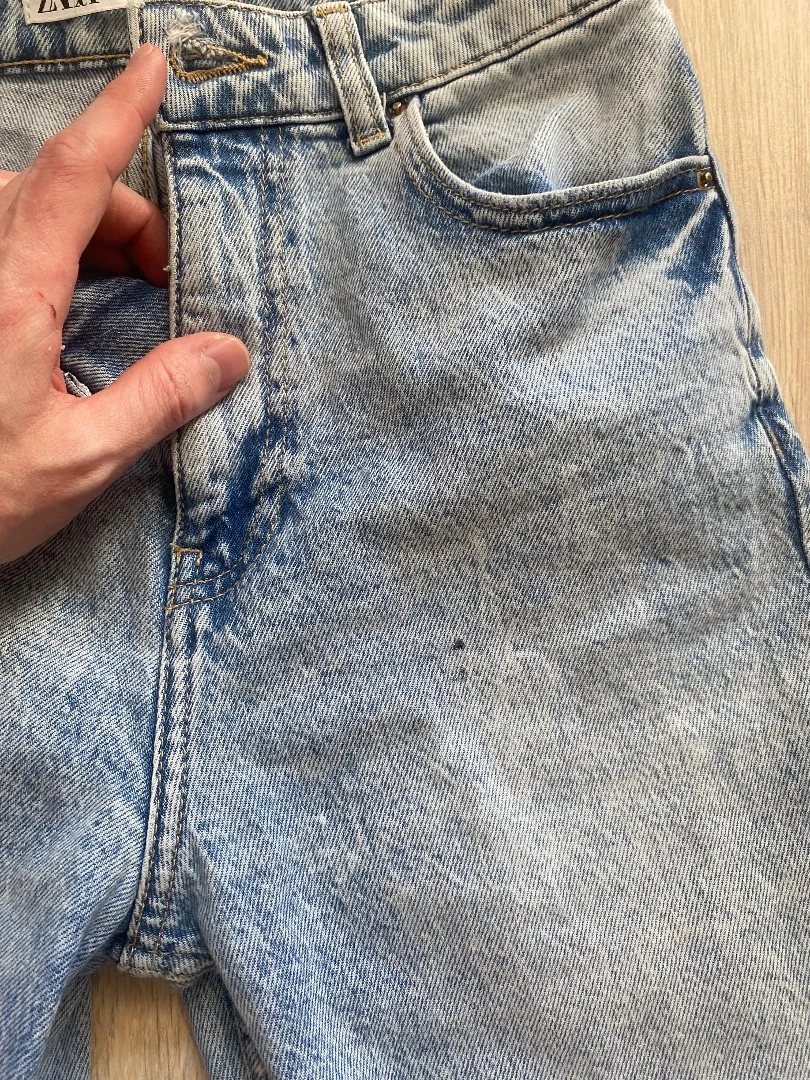 Джинсы zara - миниатюра 3