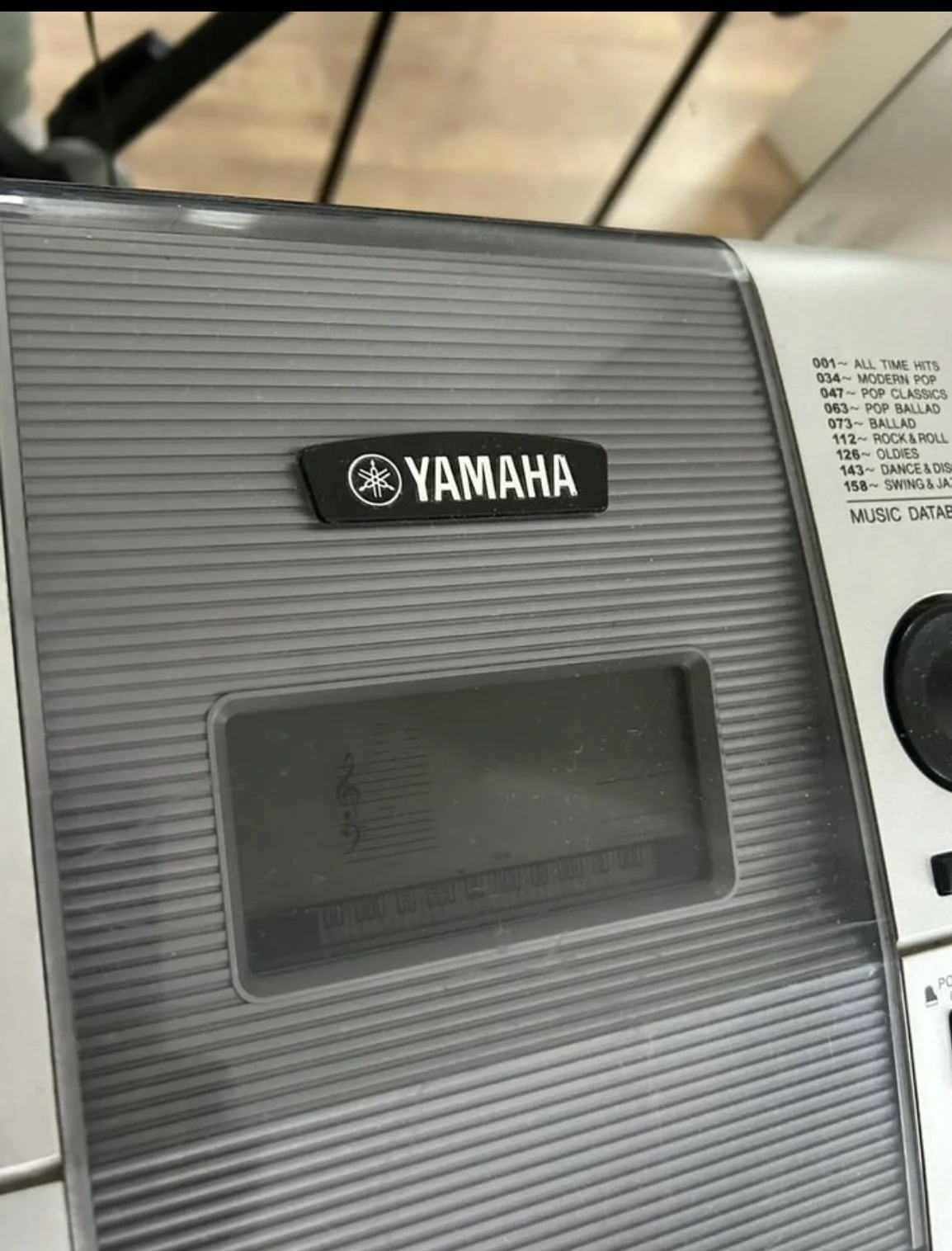 Синтезатор Yamaha psr e413 - миниатюра 2