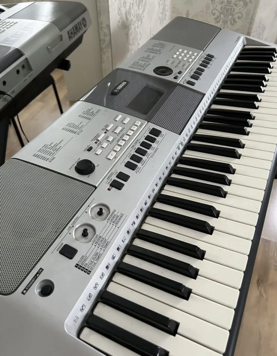 Синтезатор Yamaha psr e413 - миниатюра 7