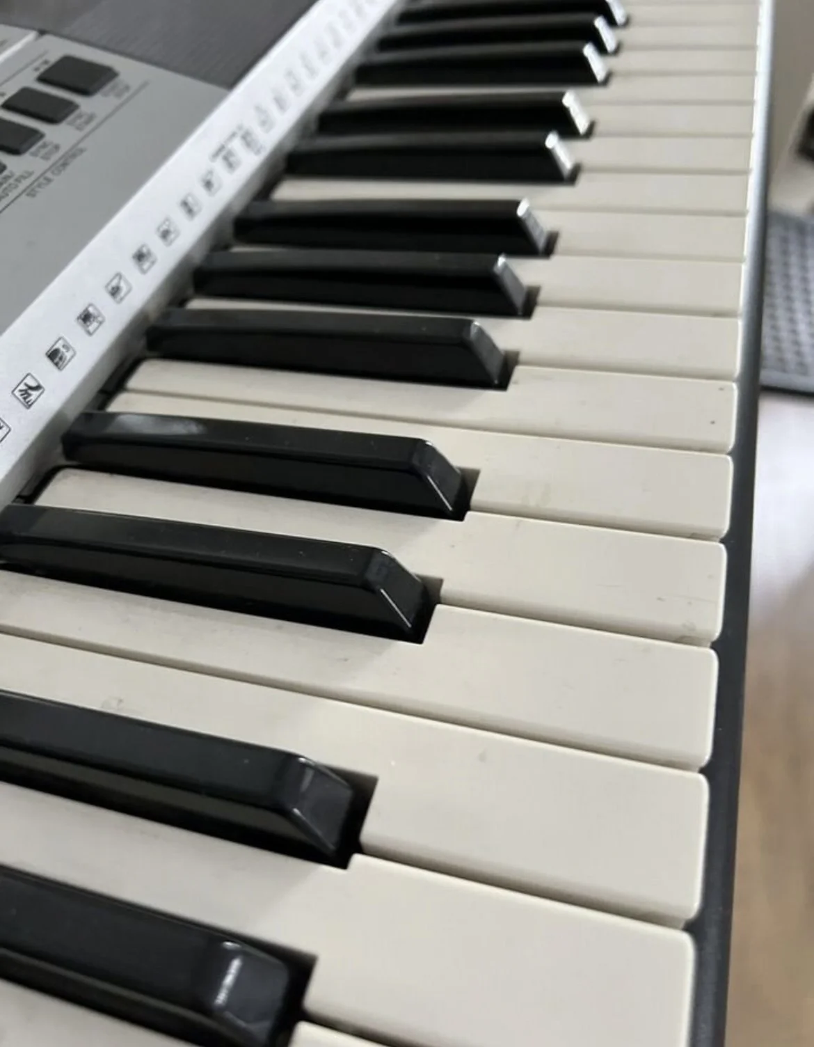 Синтезатор Yamaha psr e413 - миниатюра 8