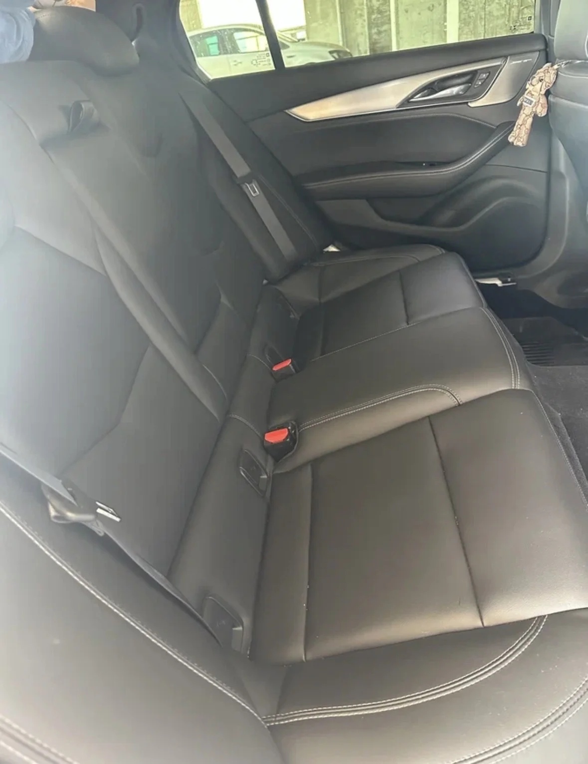 Cadillac ct5 - миниатюра 9