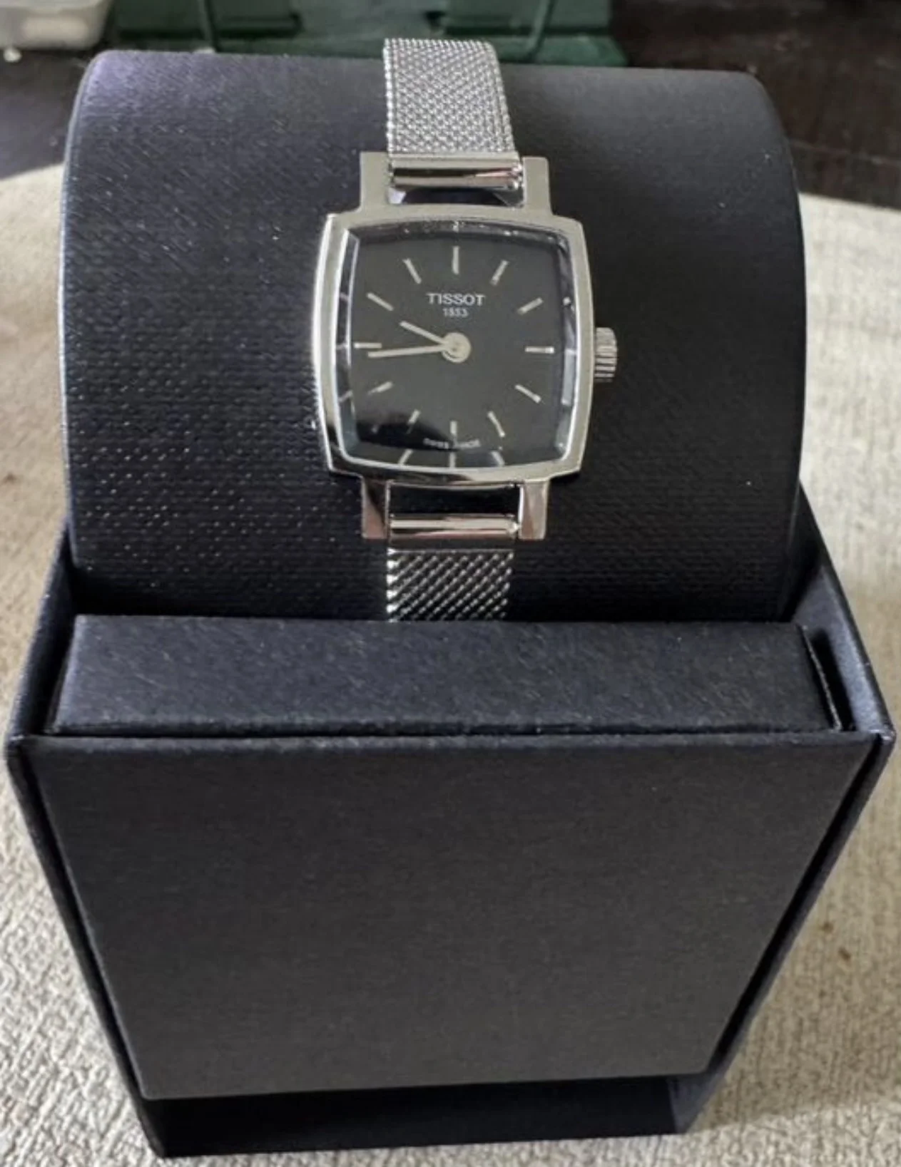 Часы Tissot Lovely Square - миниатюра 3