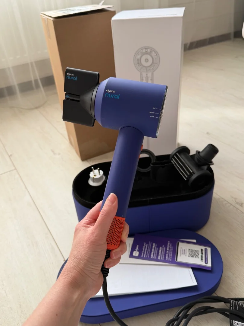 Фен DYSON - миниатюра 3