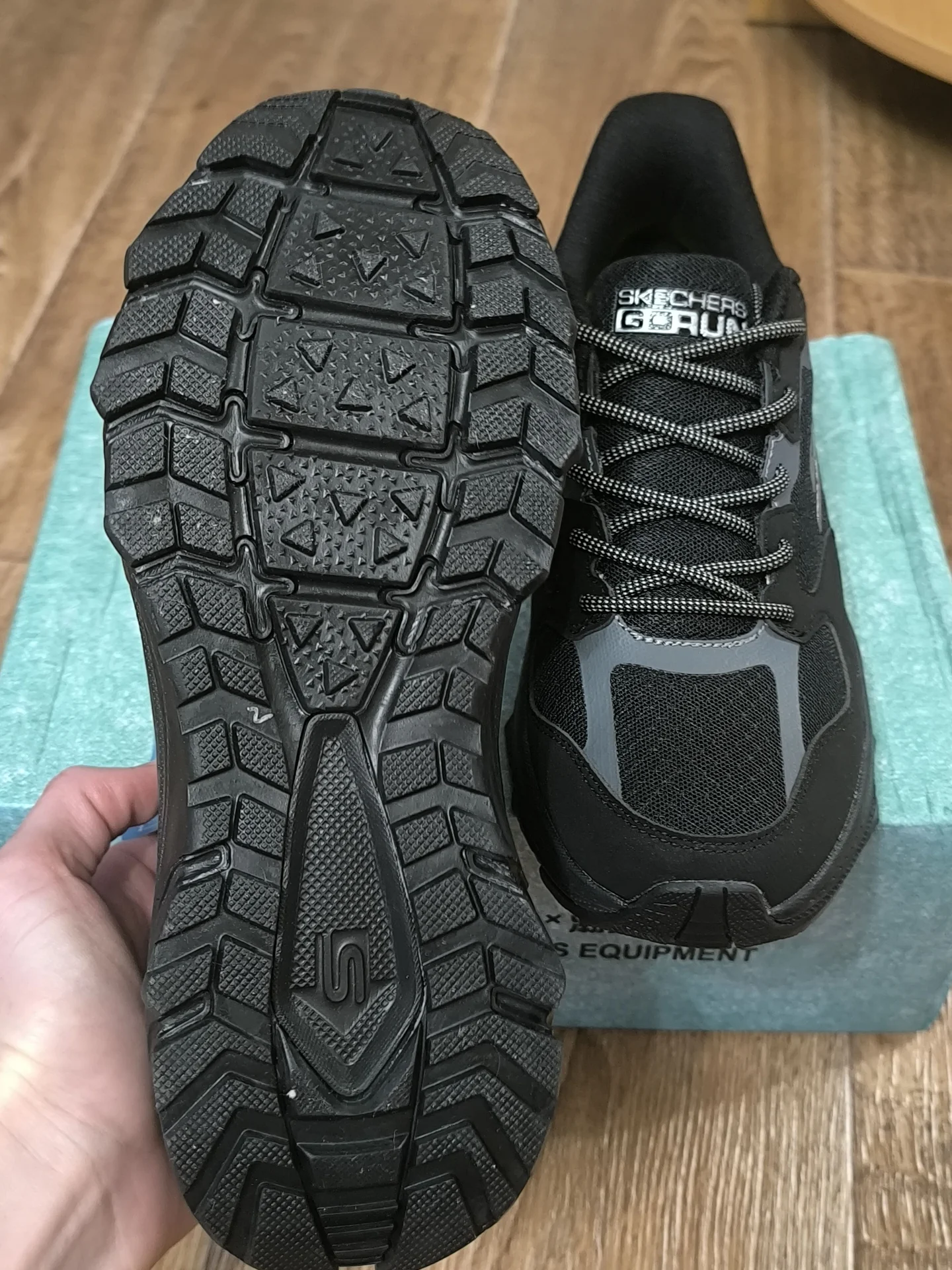 Кроссовки Skechers - миниатюра 6