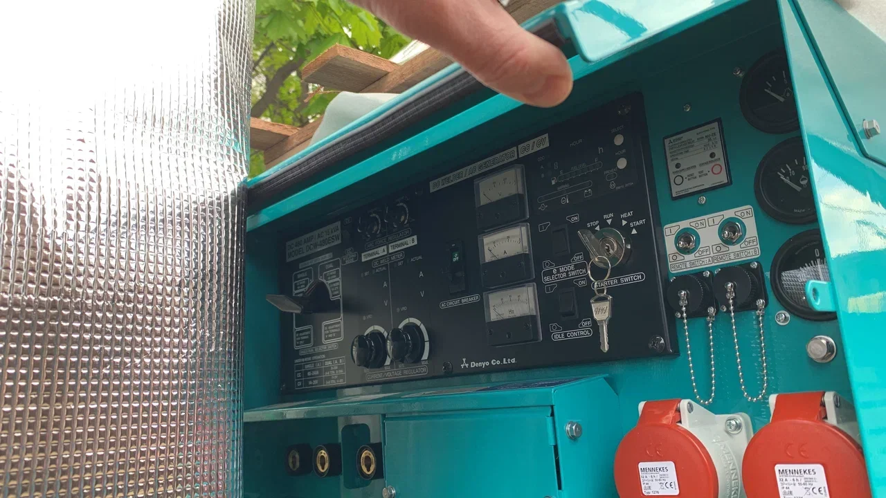 В продаже Двухпостовой сварочный агрегат Denyo DCW-480ESW - миниатюра 2