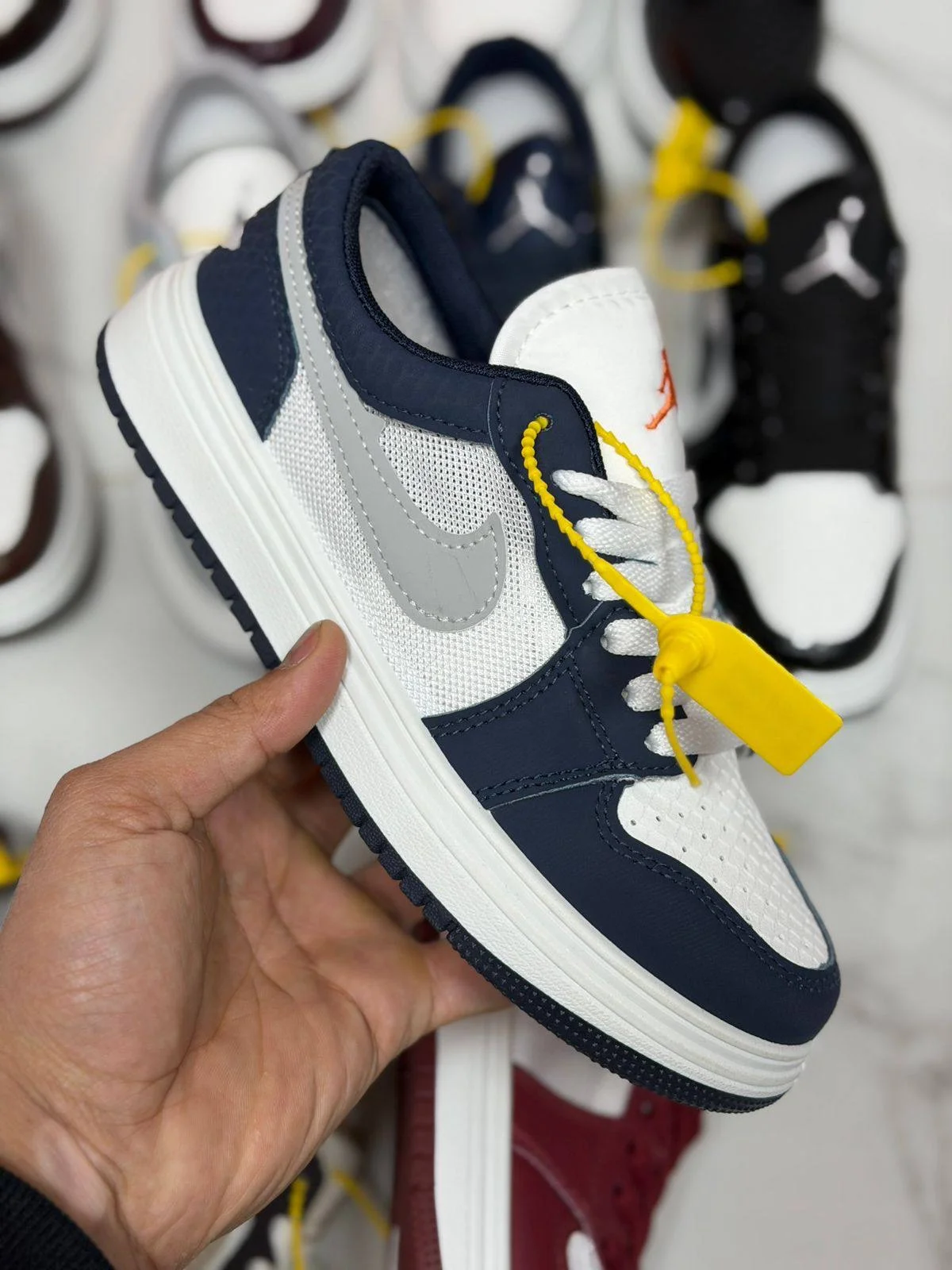 Кроссовки Nike Jordan - миниатюра 4
