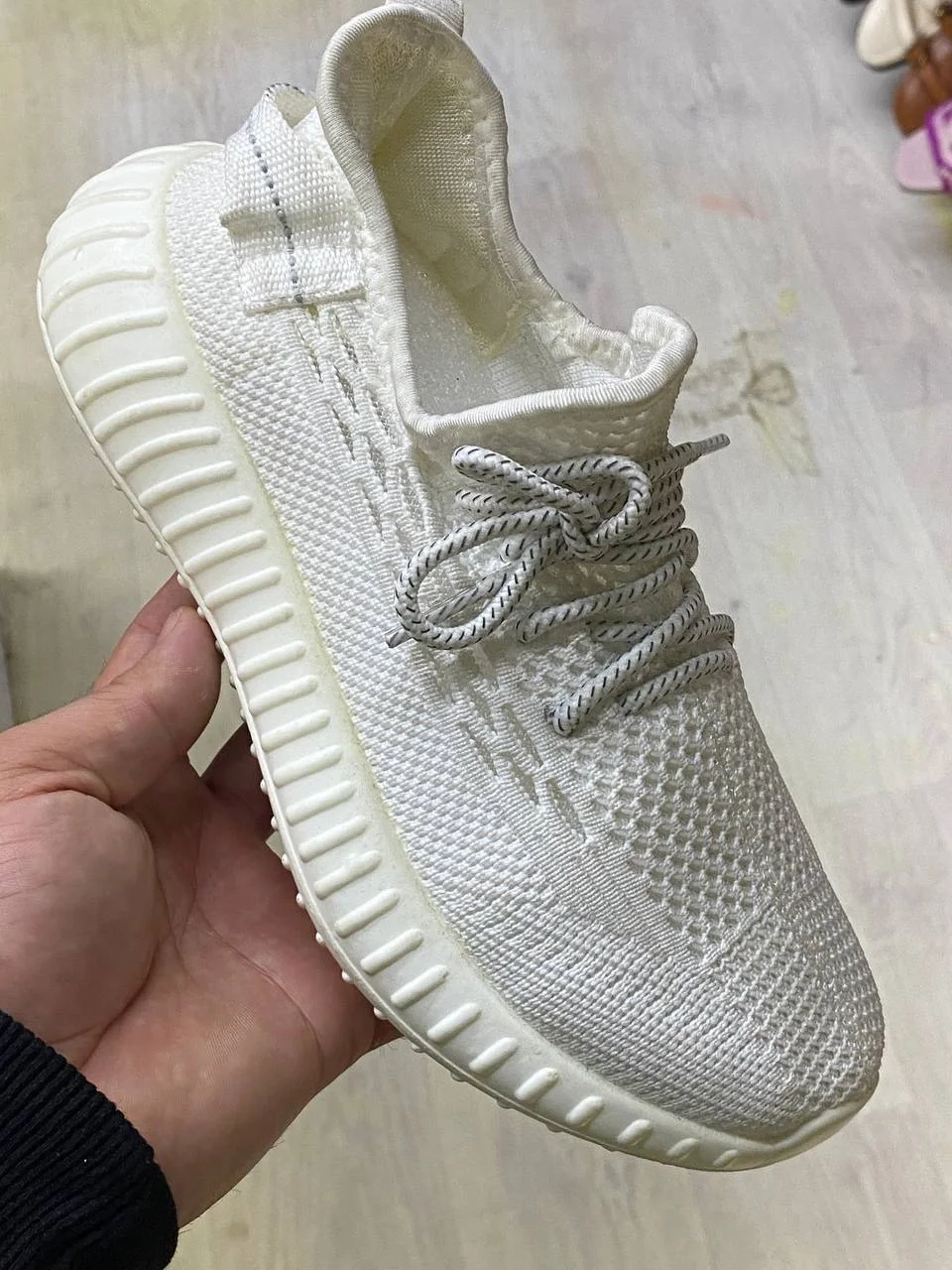 Кроссовки Adidas - миниатюра 4