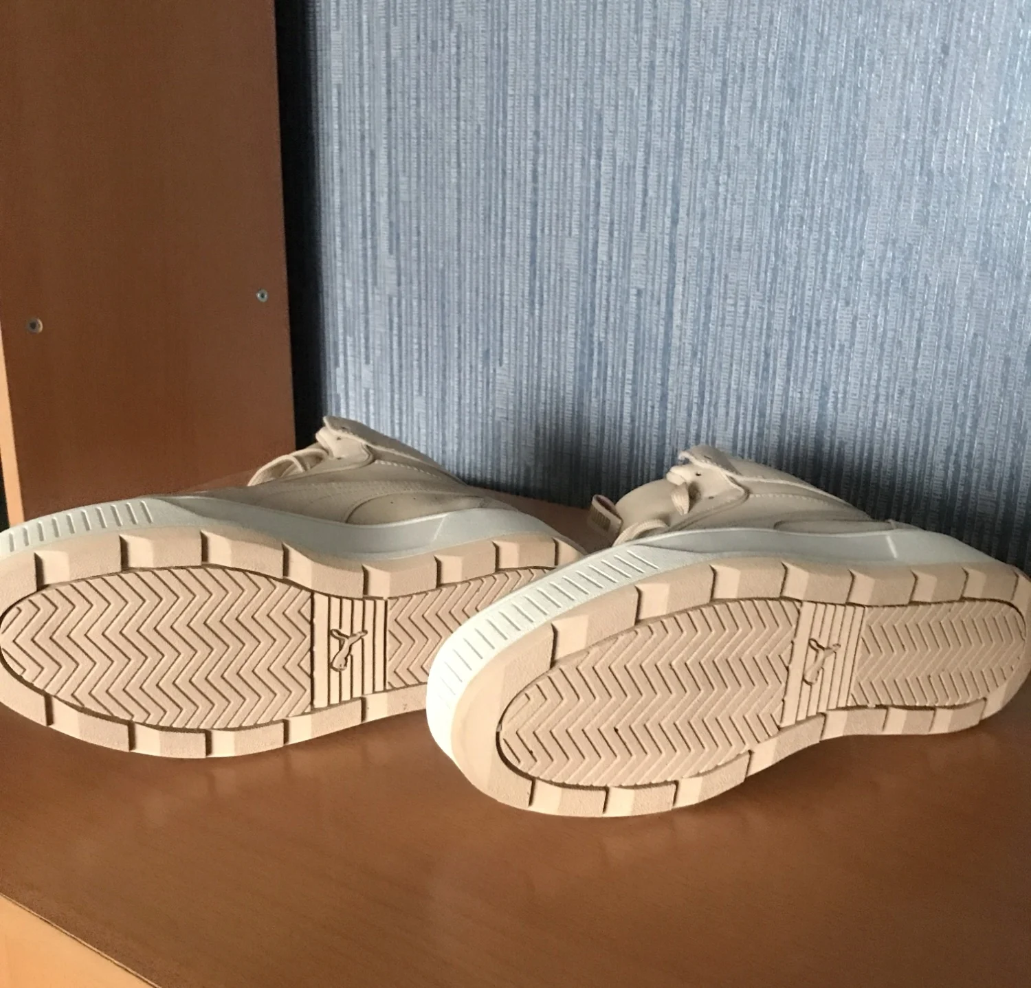 Ботинки женские PUMA 39 - миниатюра 4