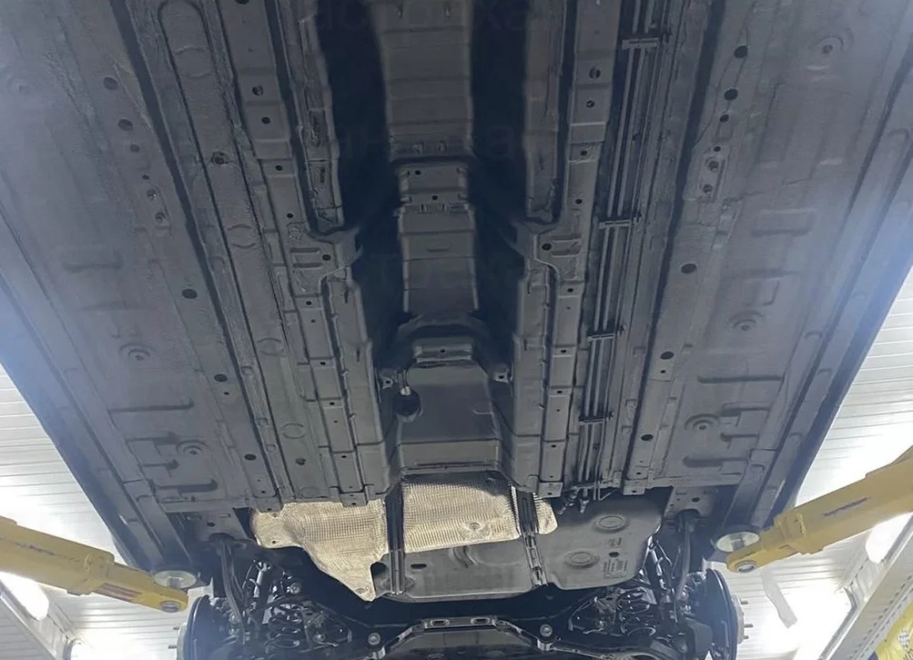 Антикоррозийная обработка автомобиля - миниатюра 3