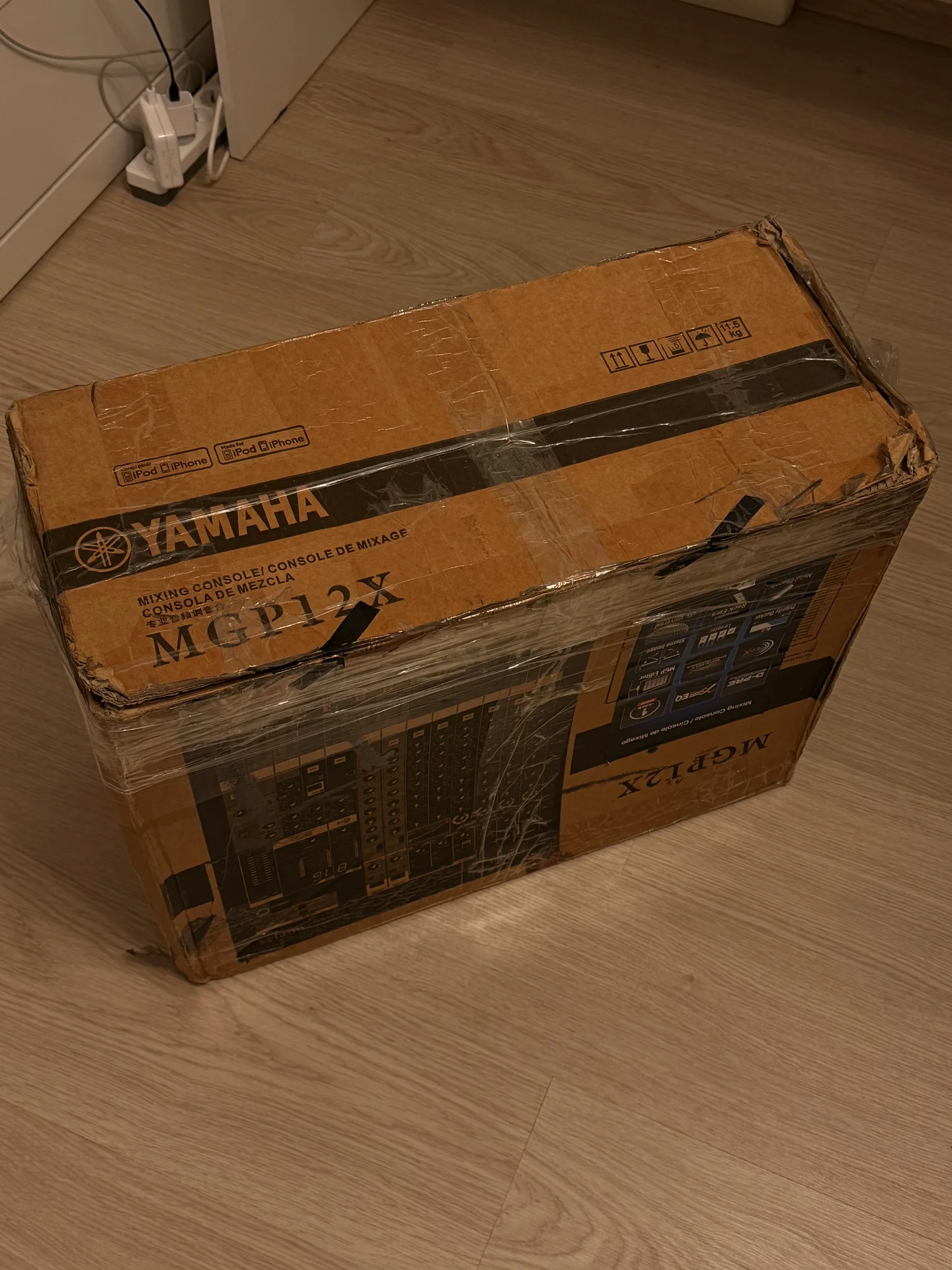 Микшерный пульт Yamaha mgp12x - миниатюра 5