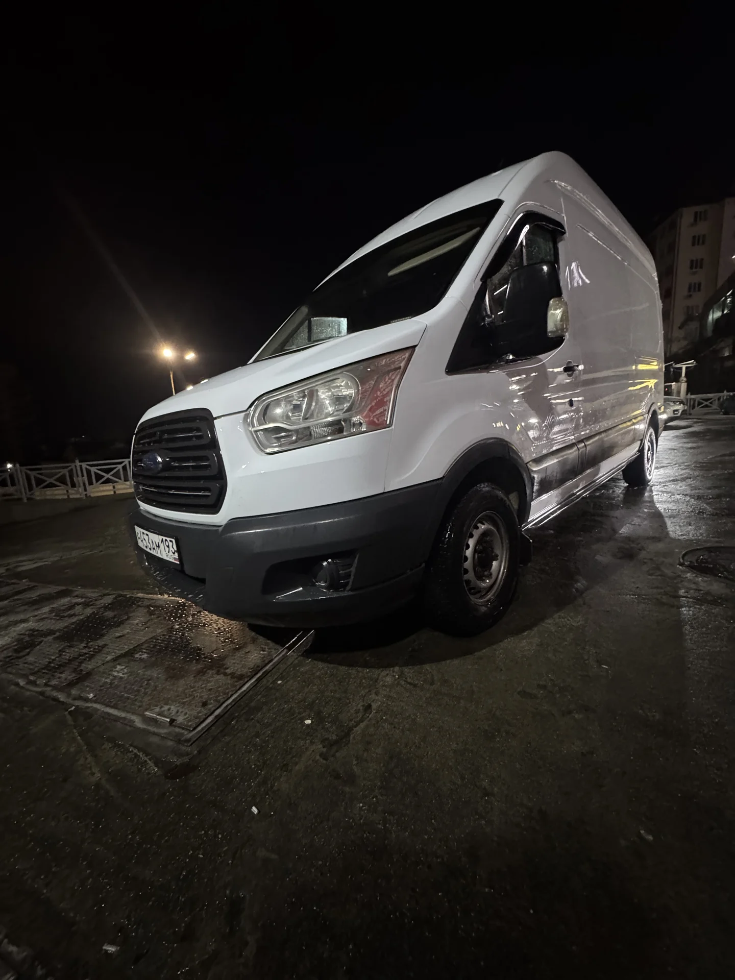 Ford Transit - изображение 1