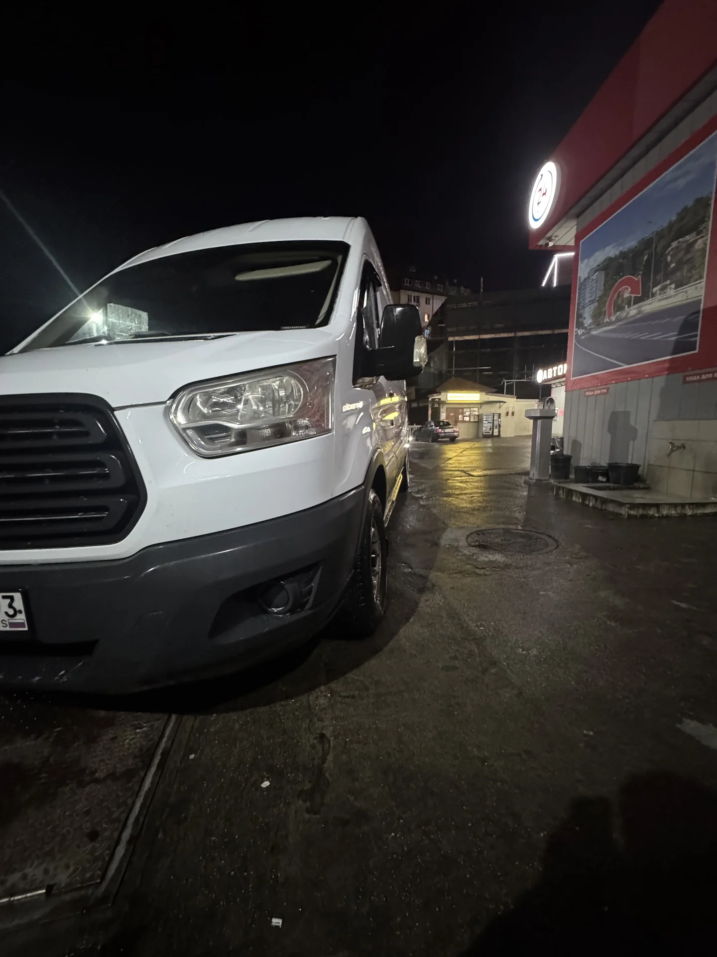 Ford Transit - миниатюра 2
