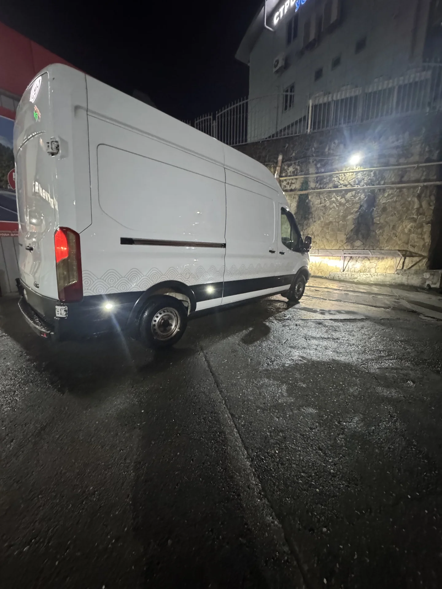 Ford Transit - миниатюра 9