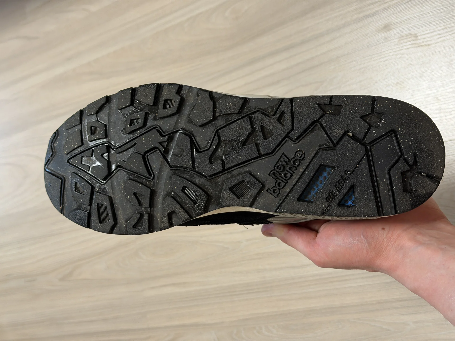 Кроссовки New Balance NB 580 черные - миниатюра 4