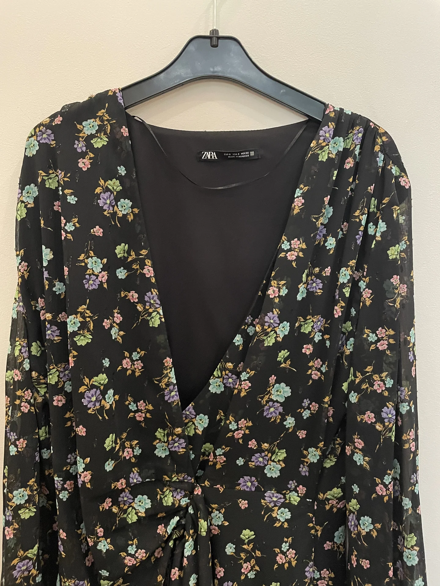 Платье Zara в цветочек - миниатюра 2