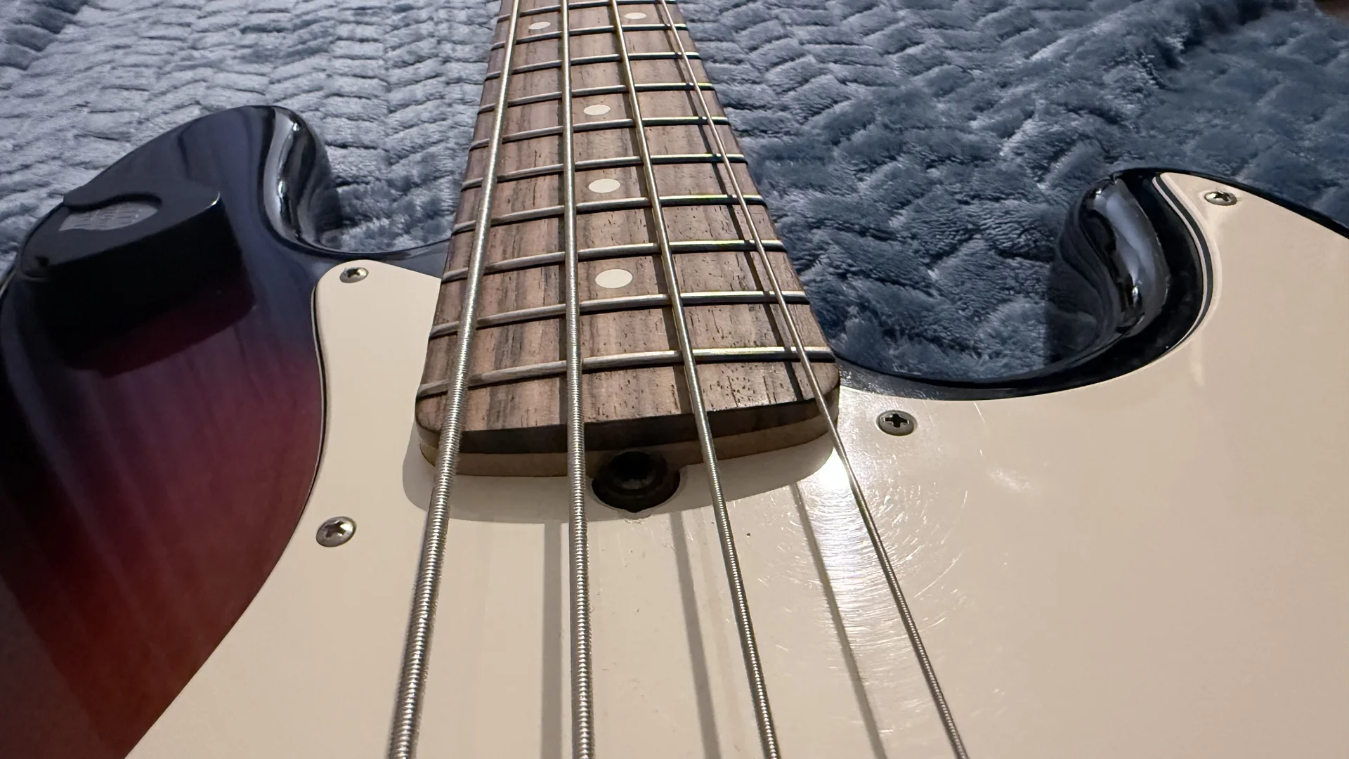 Бас гитара Fender Jazz Bass USA - миниатюра 4