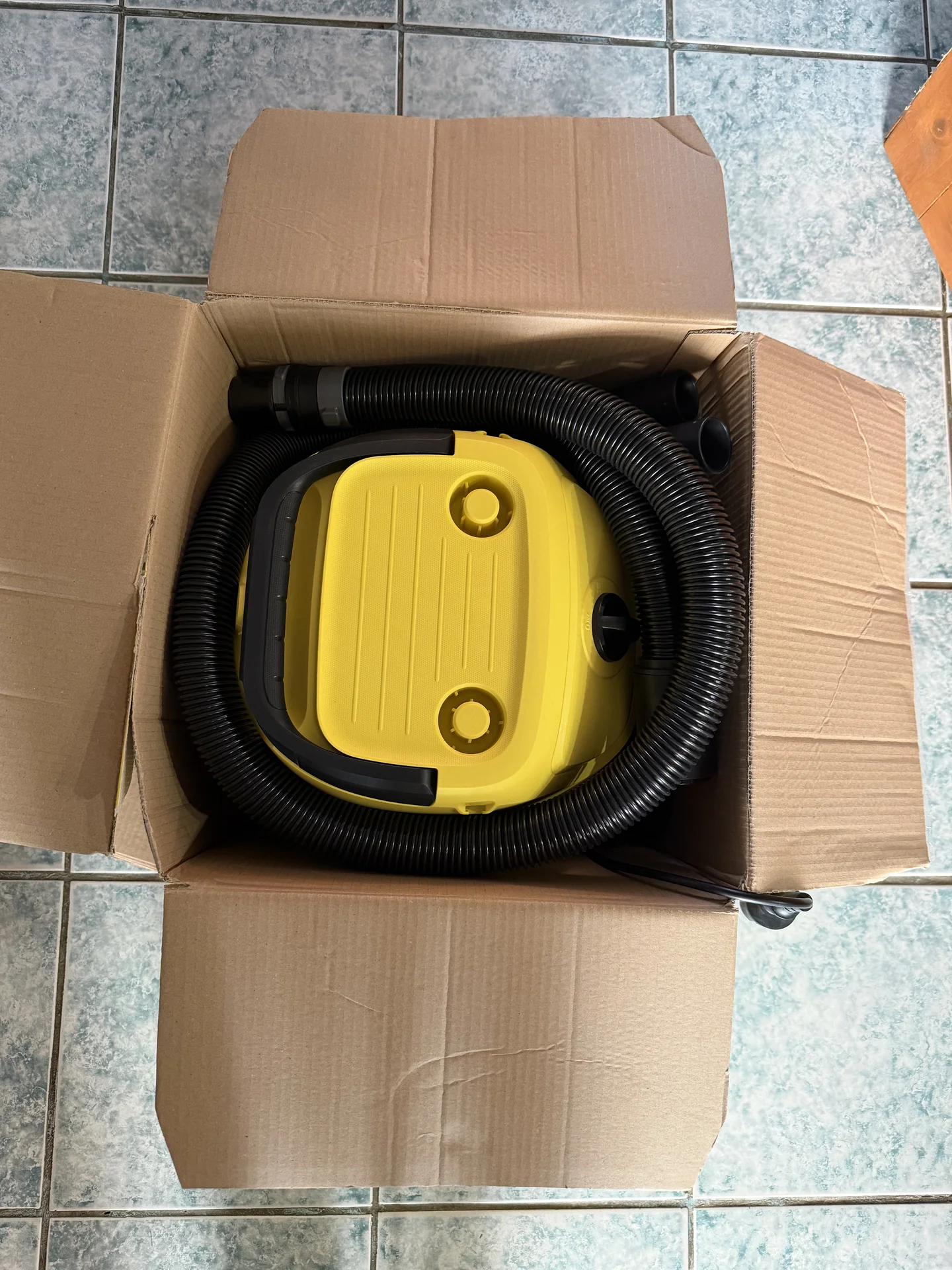 Пылесос karcher wd 3 - миниатюра 3