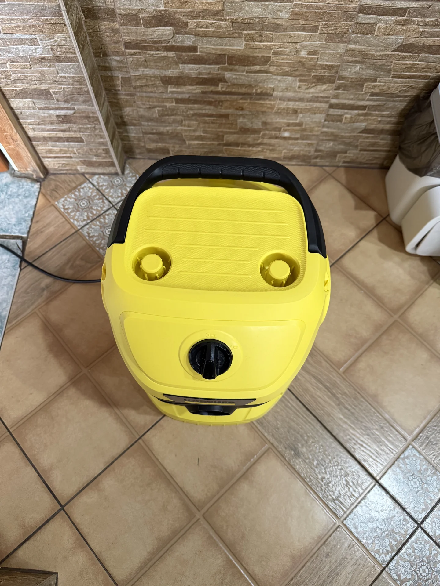 Пылесос karcher wd 3 - миниатюра 4