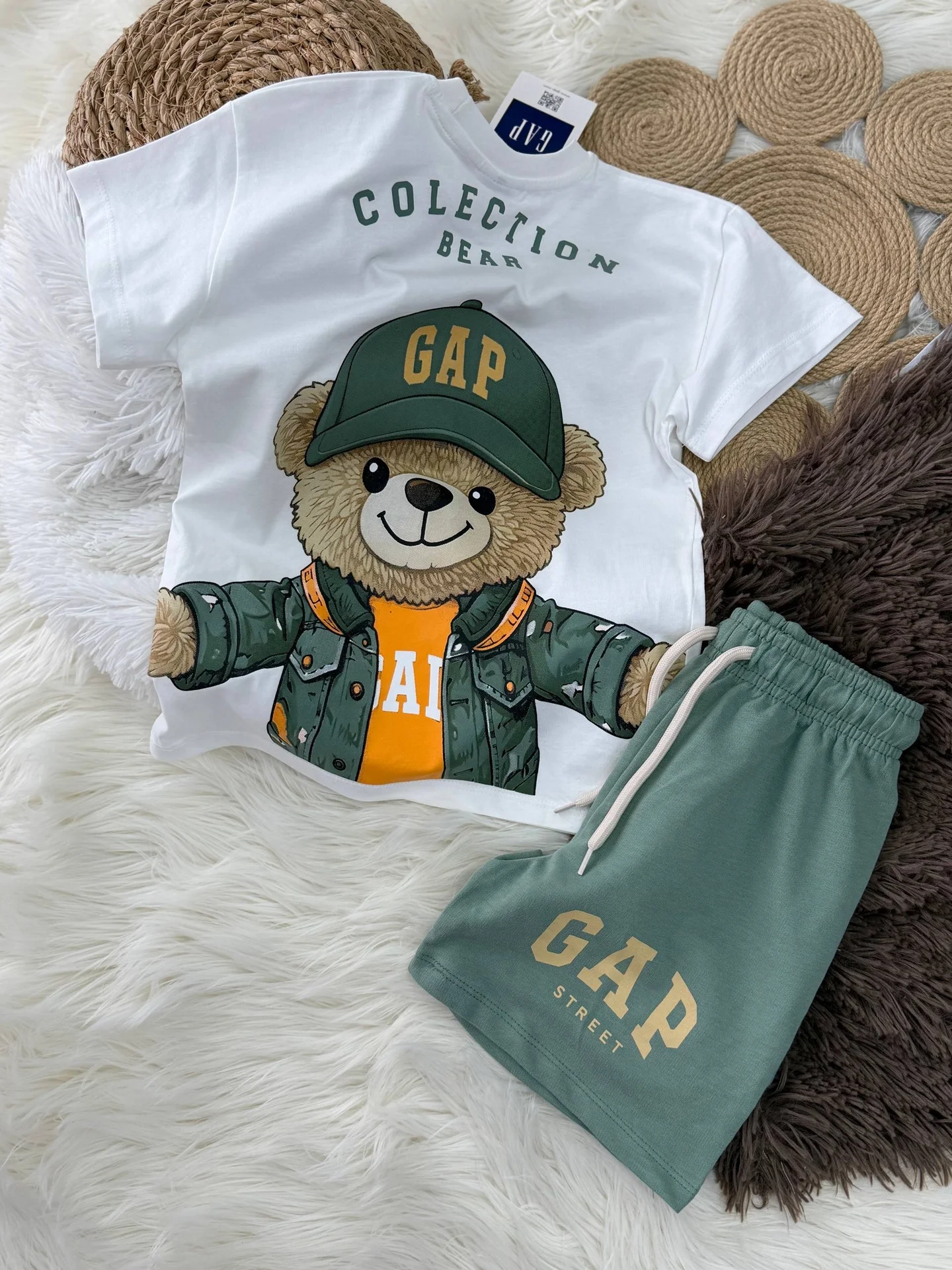 Костюм gap для мальчика новый - миниатюра 2