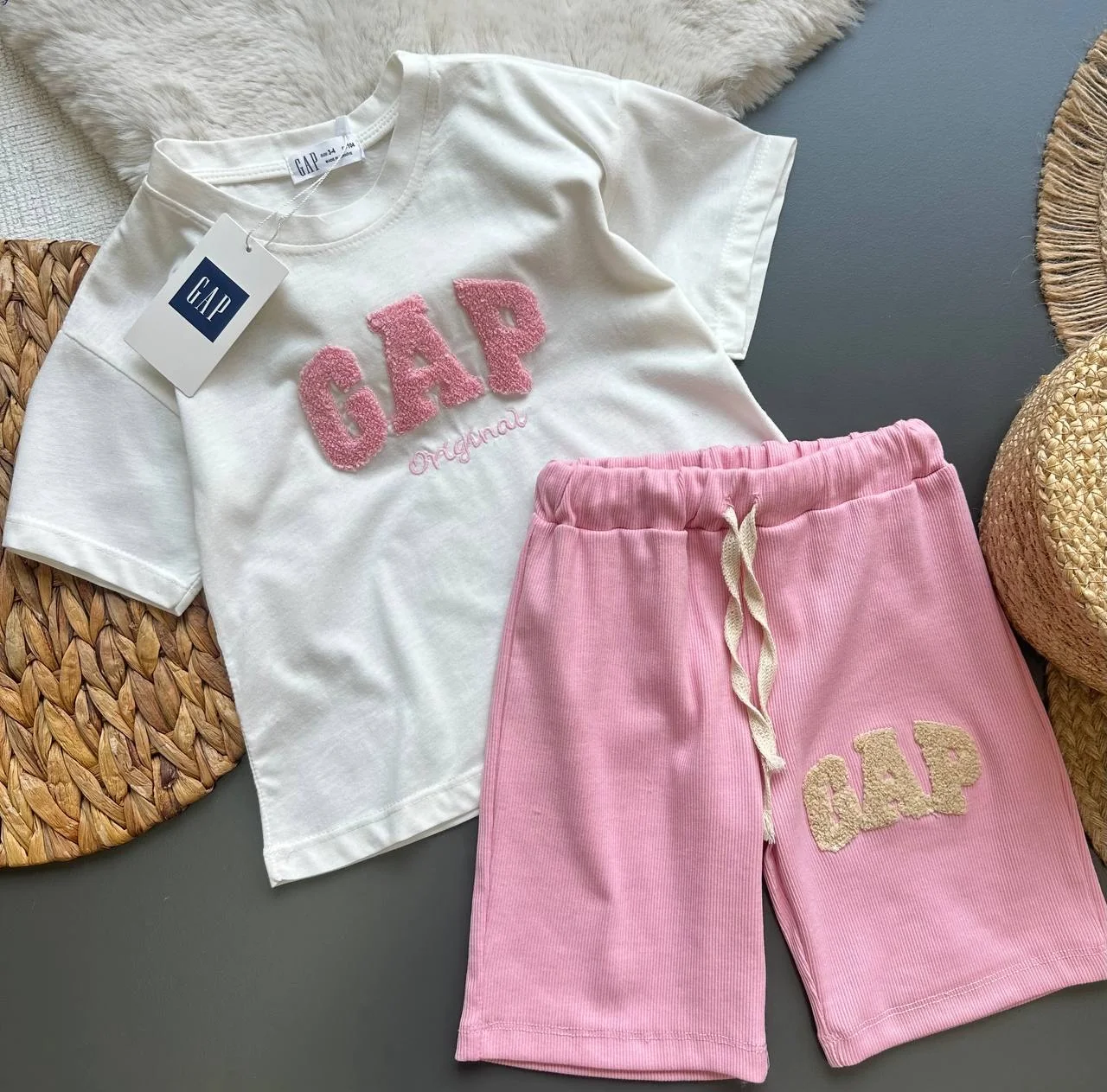 Костюм gap для девочки - изображение 1