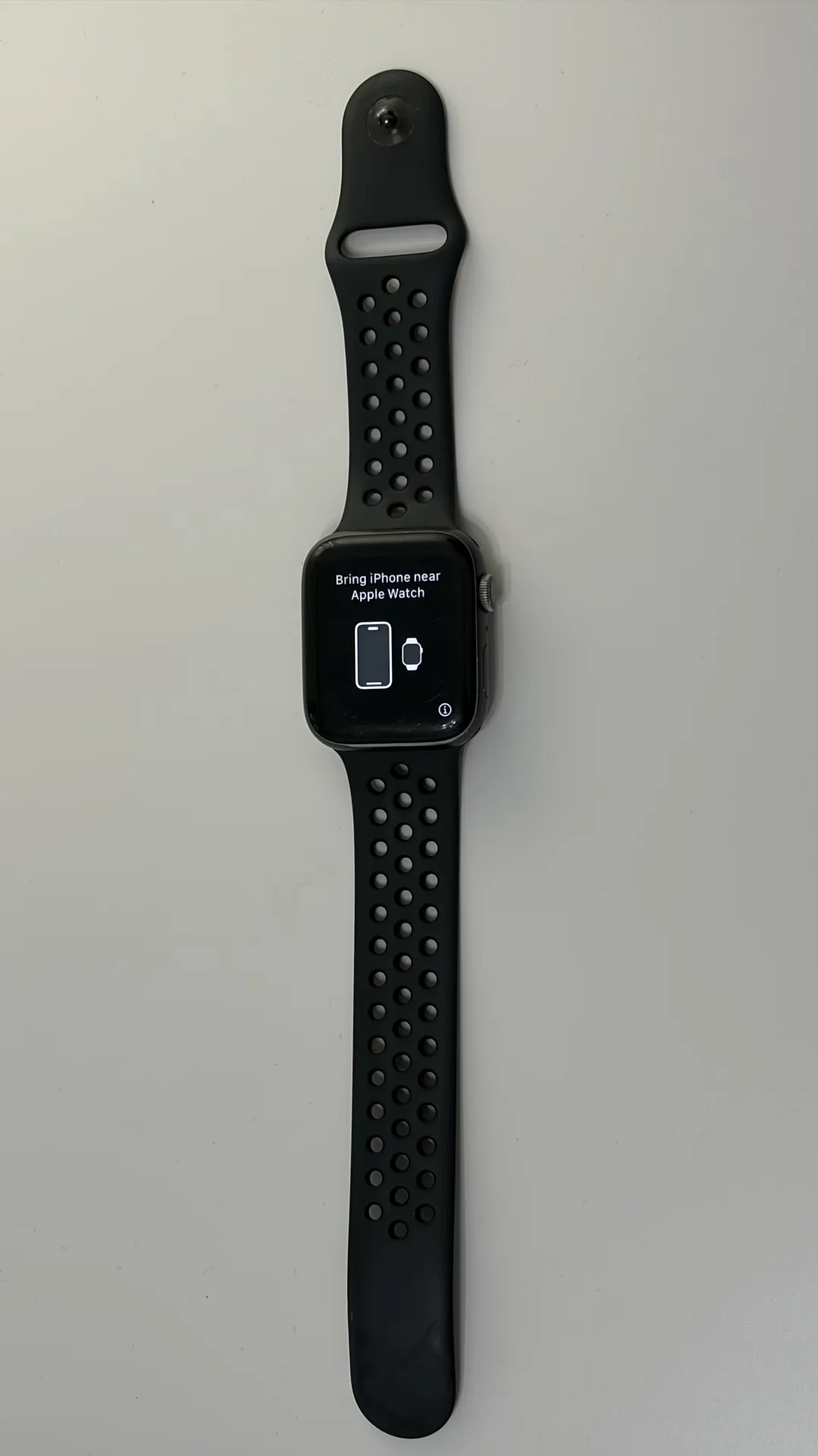 apple watch 4 nike - миниатюра 3