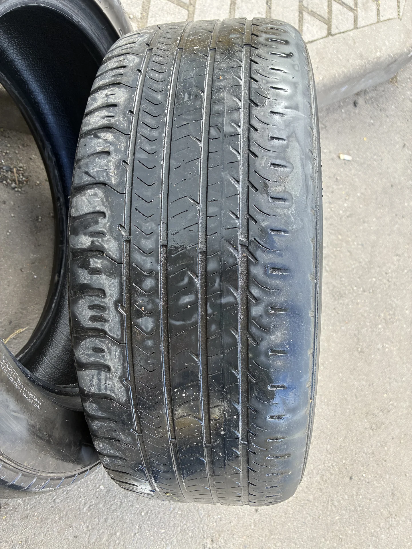 Летние шины Goodyear Eagle Sport 215/55 R17 - миниатюра 4