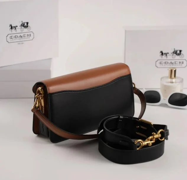 Женская сумка Coach Tabby Shoulder Bag - миниатюра 2